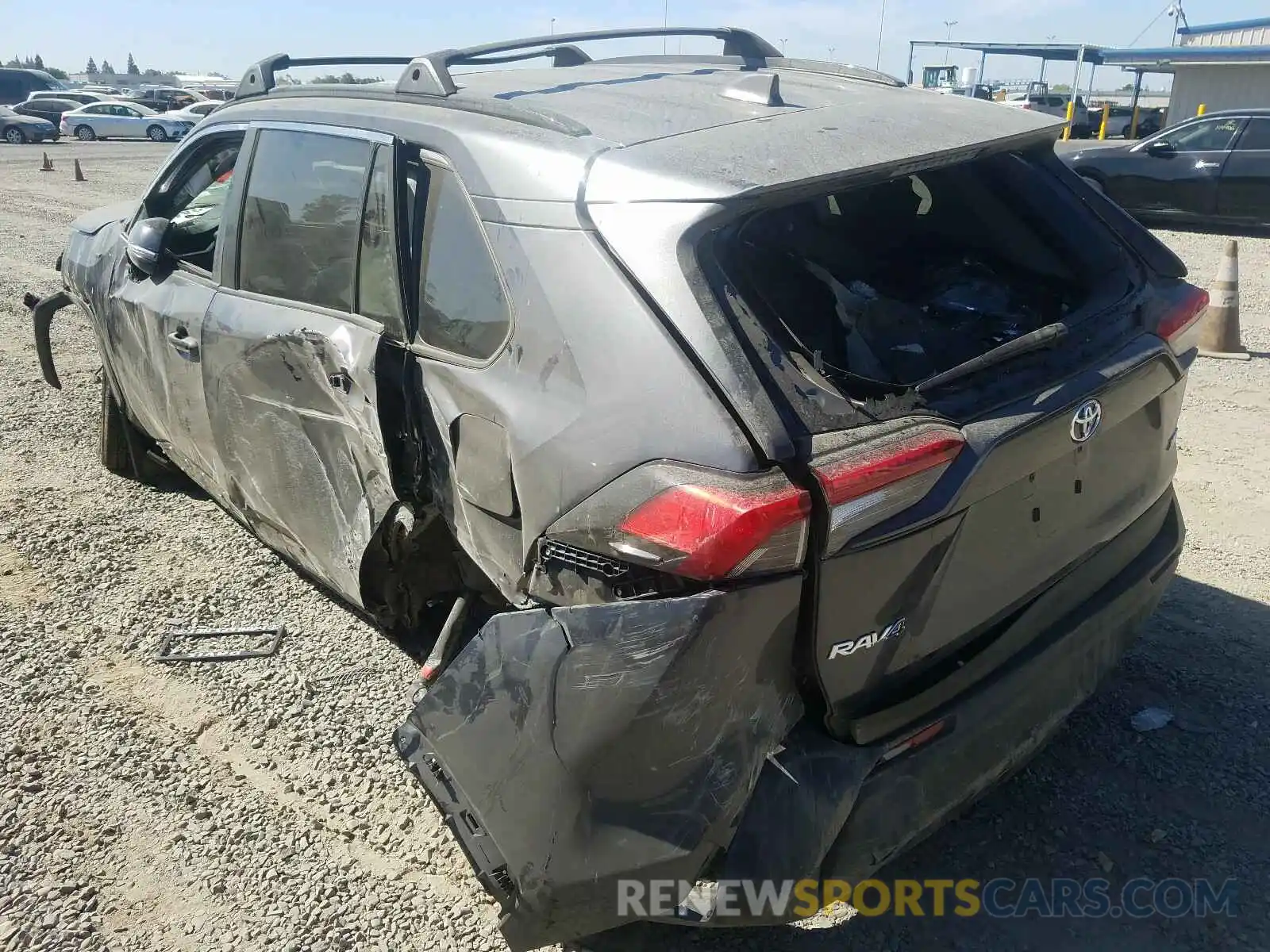 3 Photograph of a damaged car 2T3W1RFV3LW086595 TOYOTA RAV4 2020