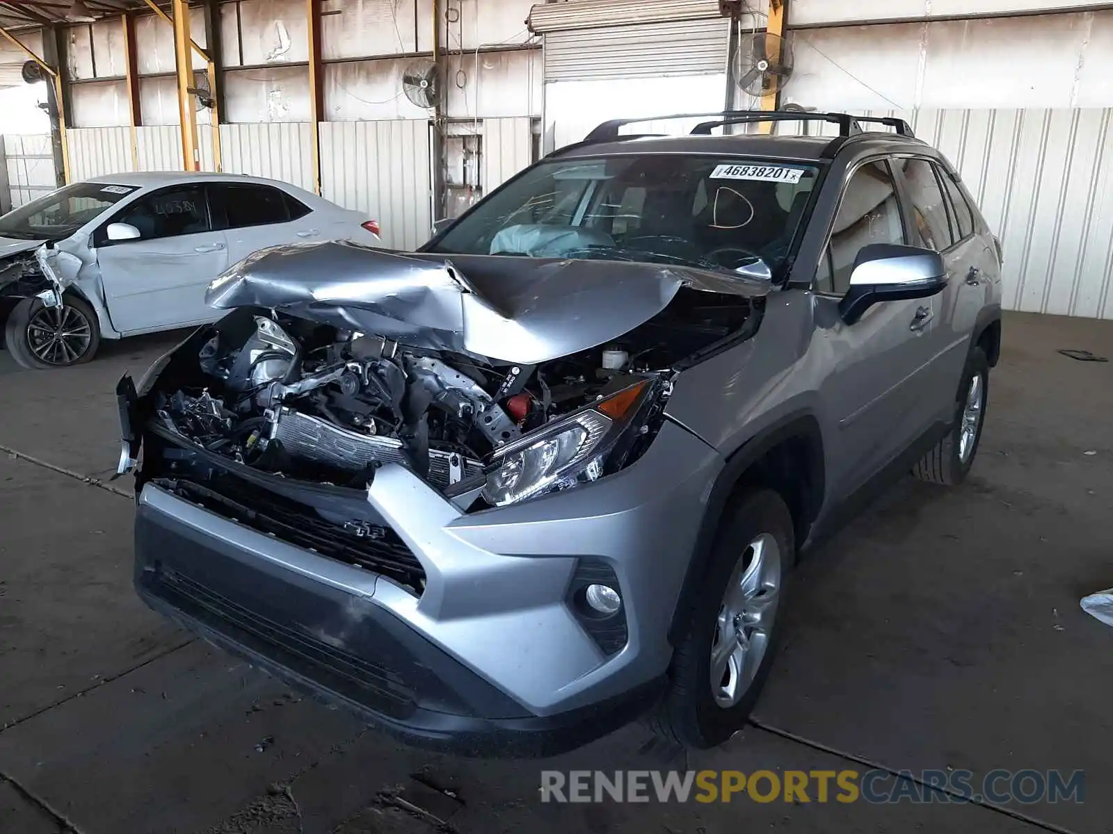 2 Photograph of a damaged car 2T3W1RFV3LW090095 TOYOTA RAV4 2020