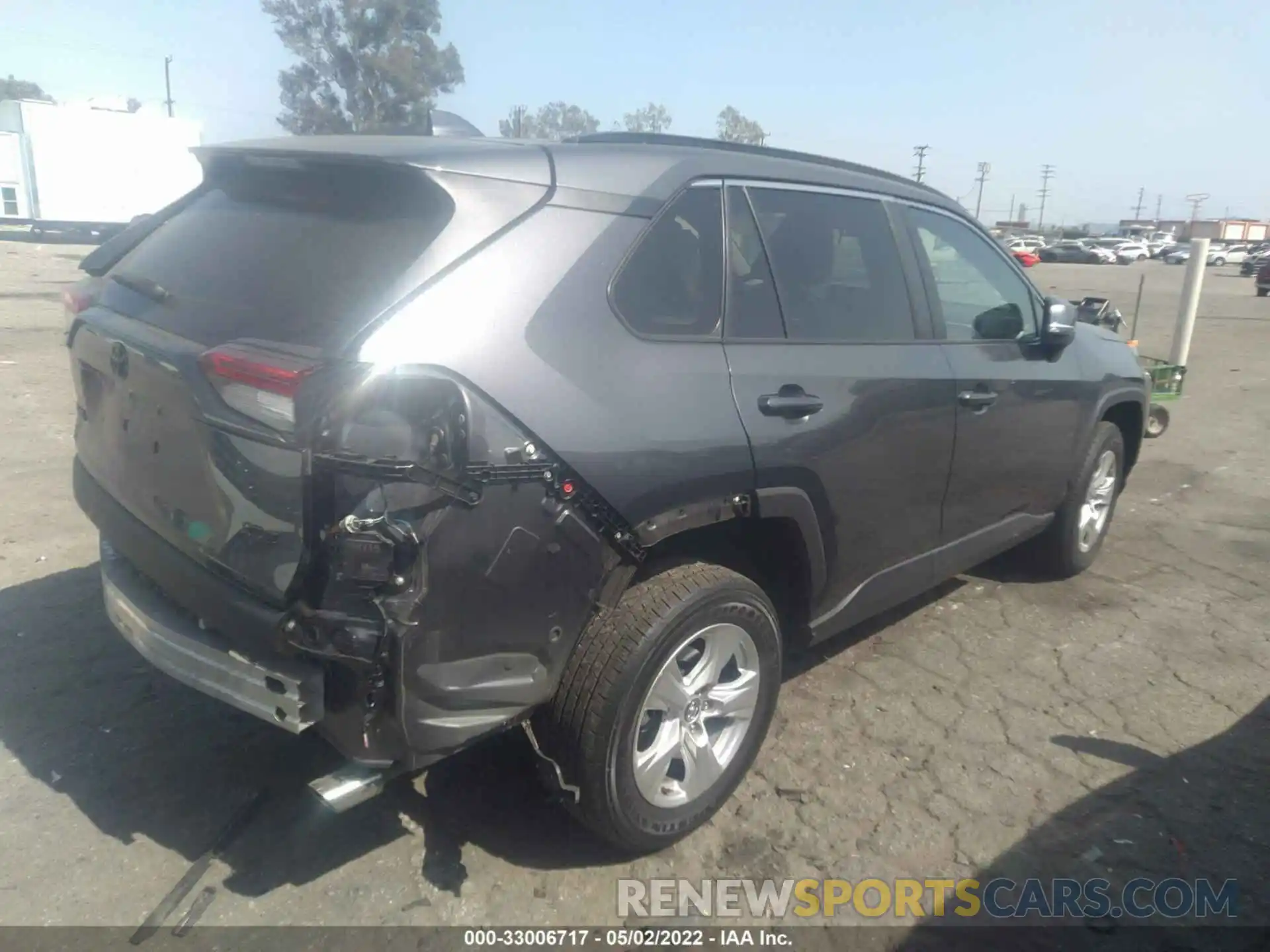 4 Photograph of a damaged car 2T3W1RFV3LW097273 TOYOTA RAV4 2020