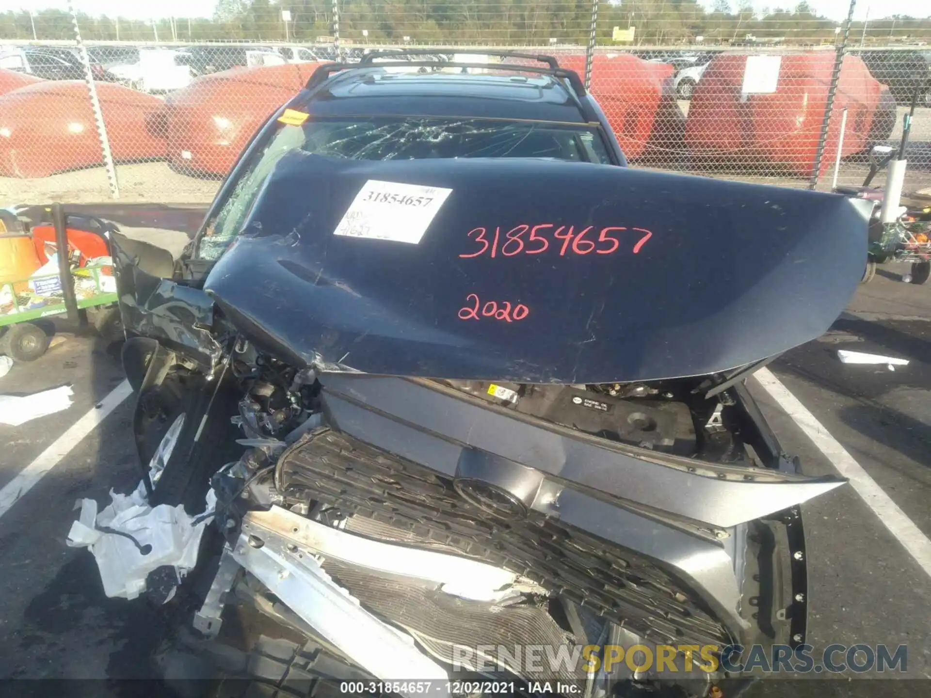 10 Photograph of a damaged car 2T3W1RFV4LC039576 TOYOTA RAV4 2020