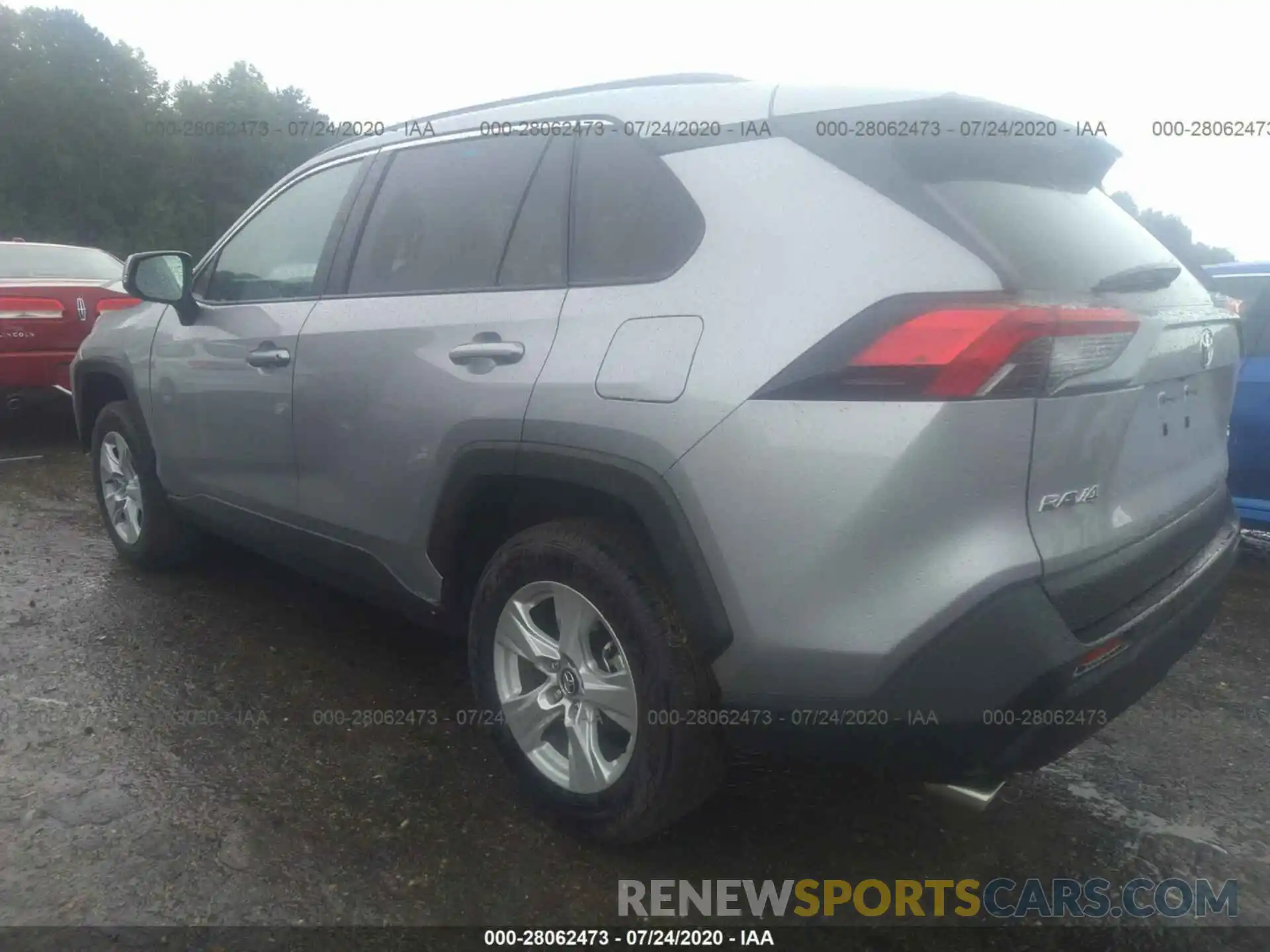 3 Photograph of a damaged car 2T3W1RFV4LC039819 TOYOTA RAV4 2020