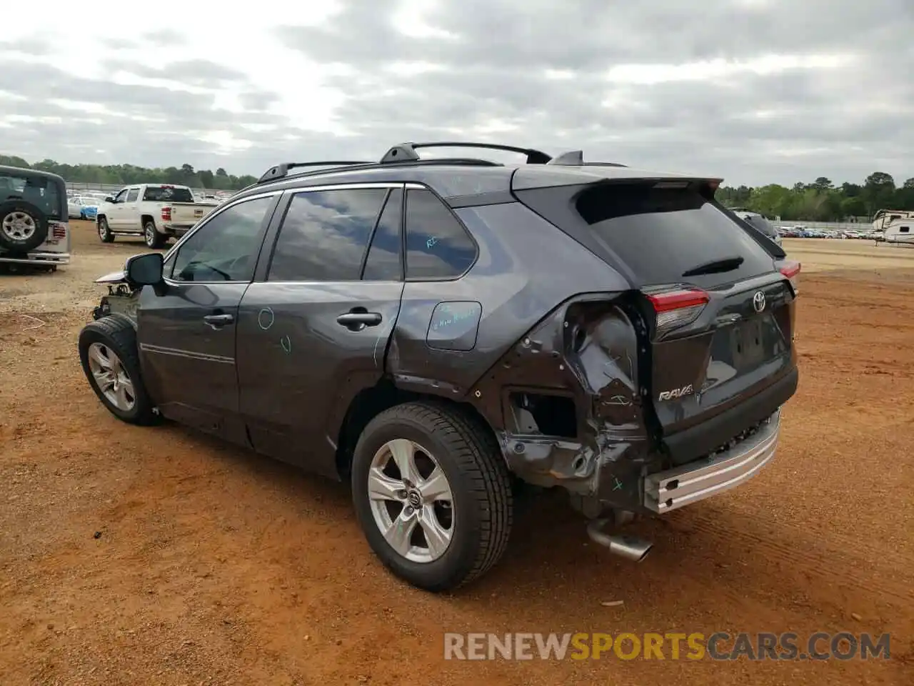 3 Photograph of a damaged car 2T3W1RFV4LC040341 TOYOTA RAV4 2020