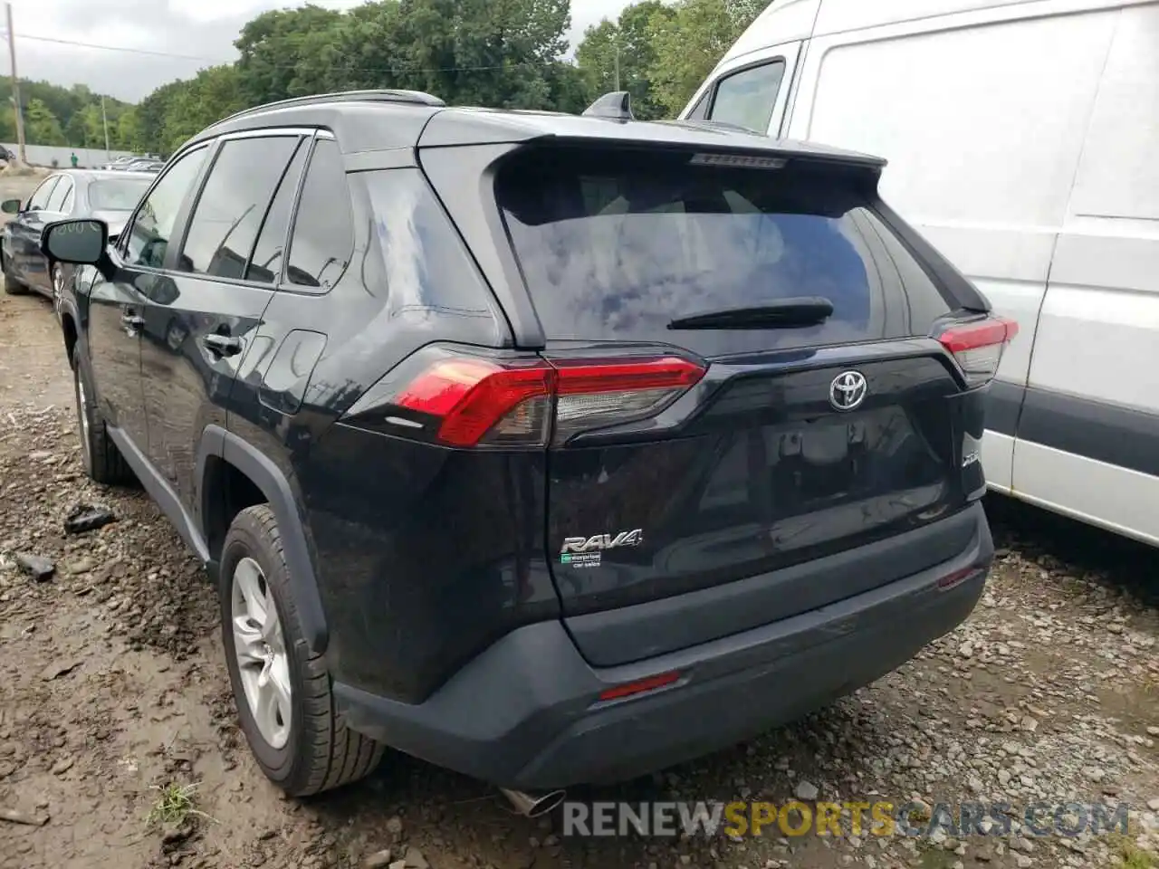 3 Photograph of a damaged car 2T3W1RFV4LC043871 TOYOTA RAV4 2020