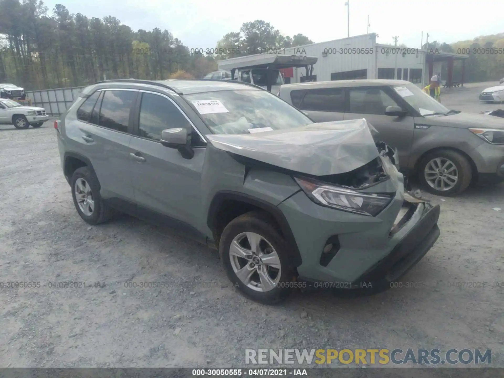 1 Photograph of a damaged car 2T3W1RFV4LC045054 TOYOTA RAV4 2020