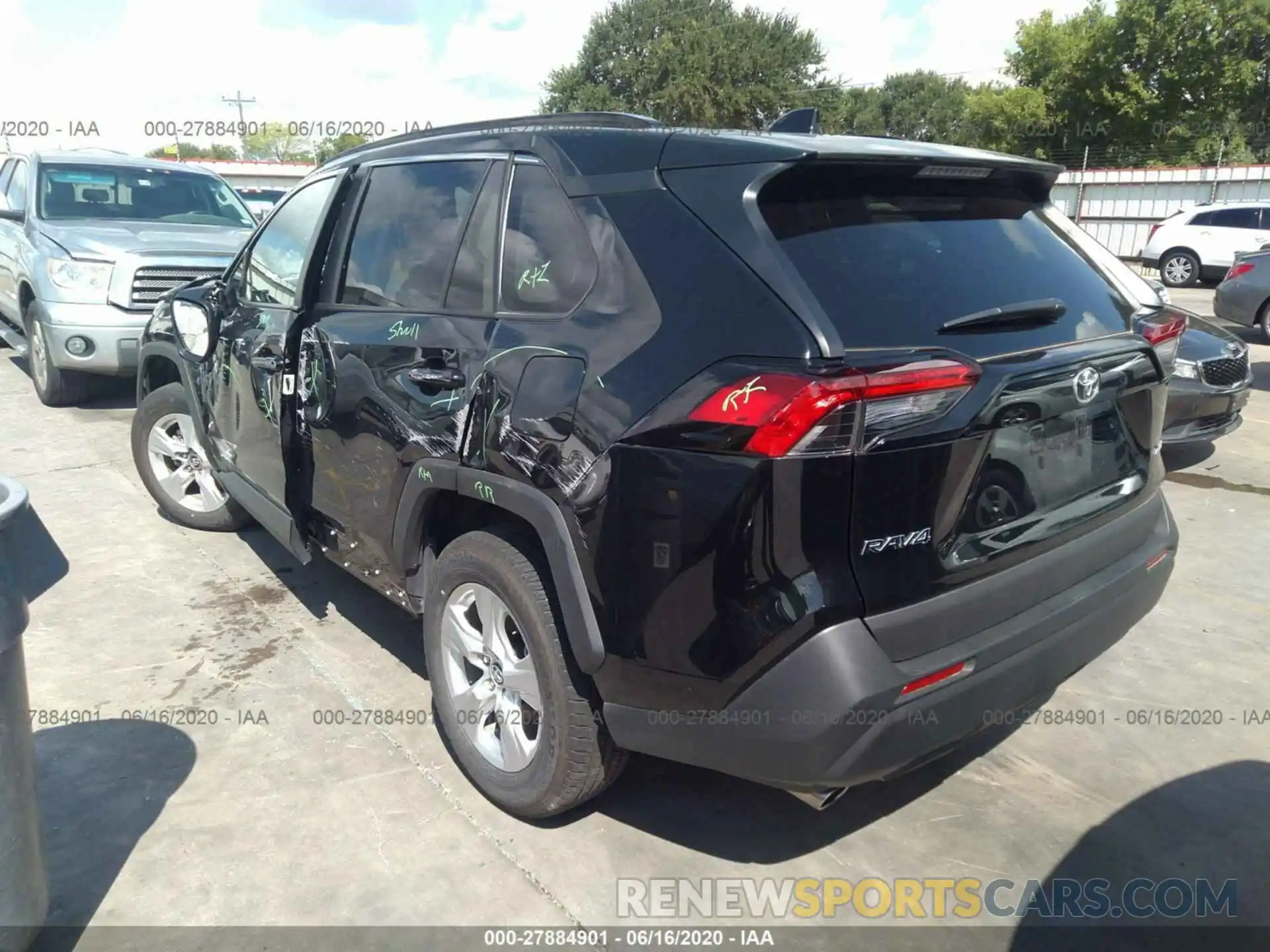 3 Photograph of a damaged car 2T3W1RFV4LC045829 TOYOTA RAV4 2020