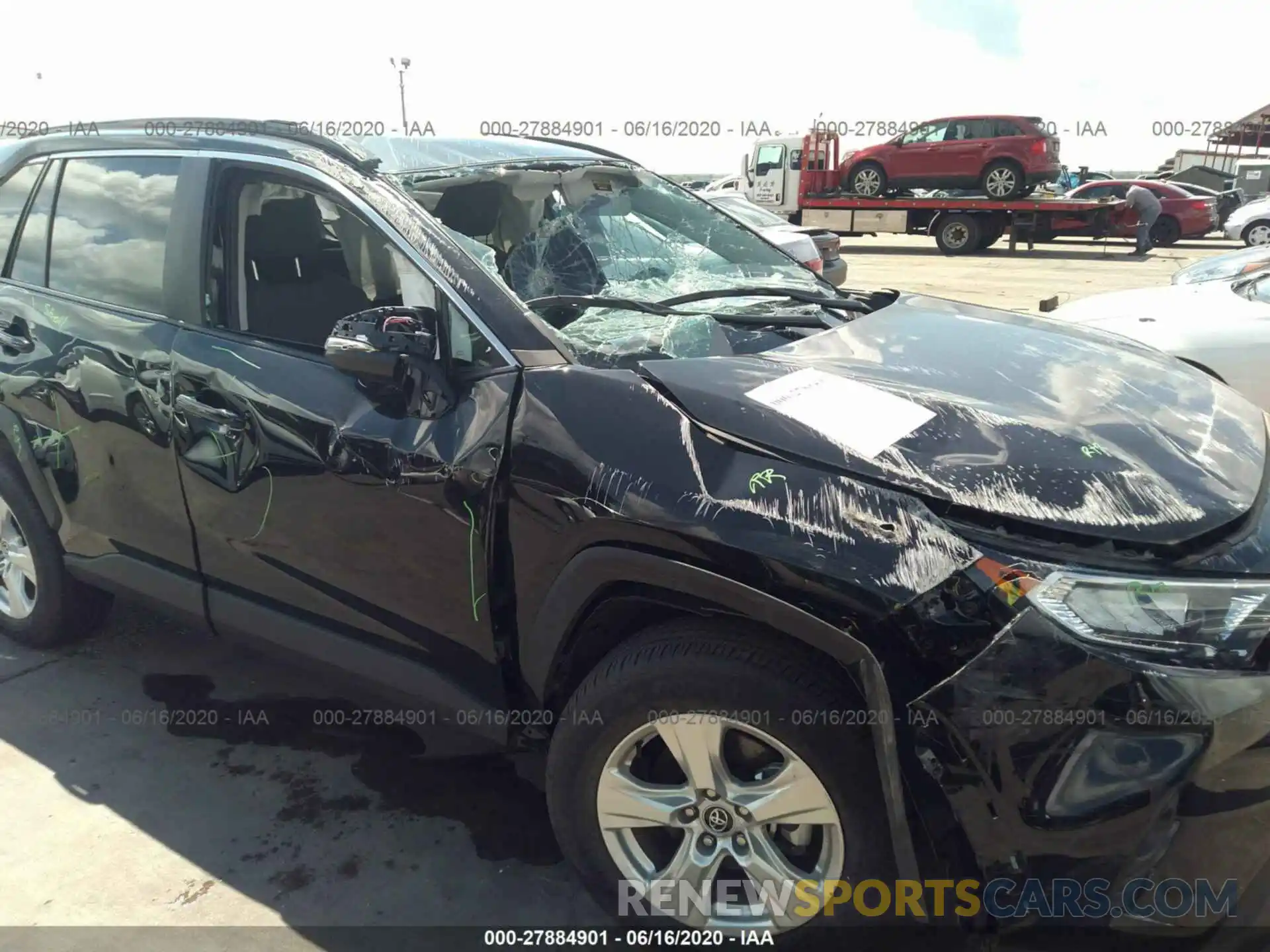 6 Photograph of a damaged car 2T3W1RFV4LC045829 TOYOTA RAV4 2020