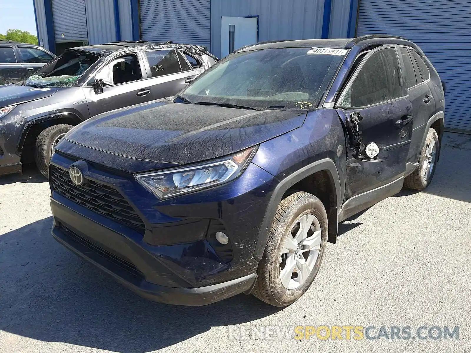 2 Photograph of a damaged car 2T3W1RFV4LC047080 TOYOTA RAV4 2020