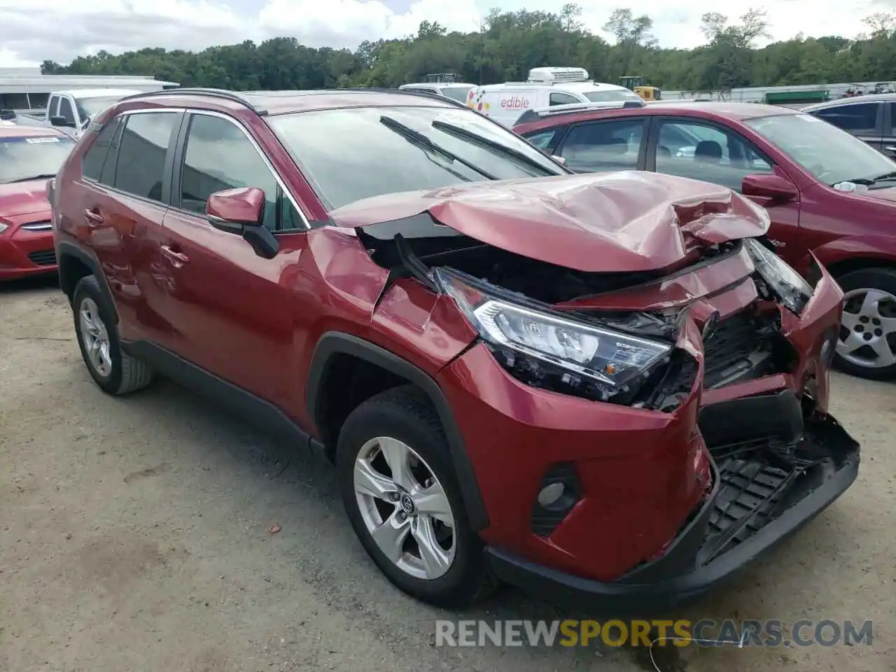 1 Photograph of a damaged car 2T3W1RFV4LC053672 TOYOTA RAV4 2020