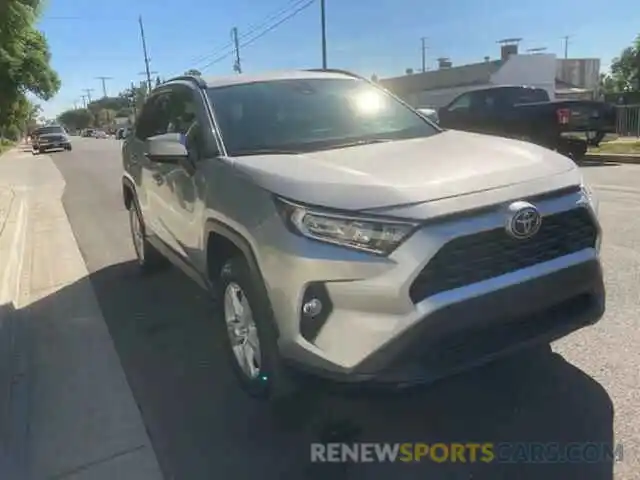 1 Photograph of a damaged car 2T3W1RFV4LC055437 TOYOTA RAV4 2020