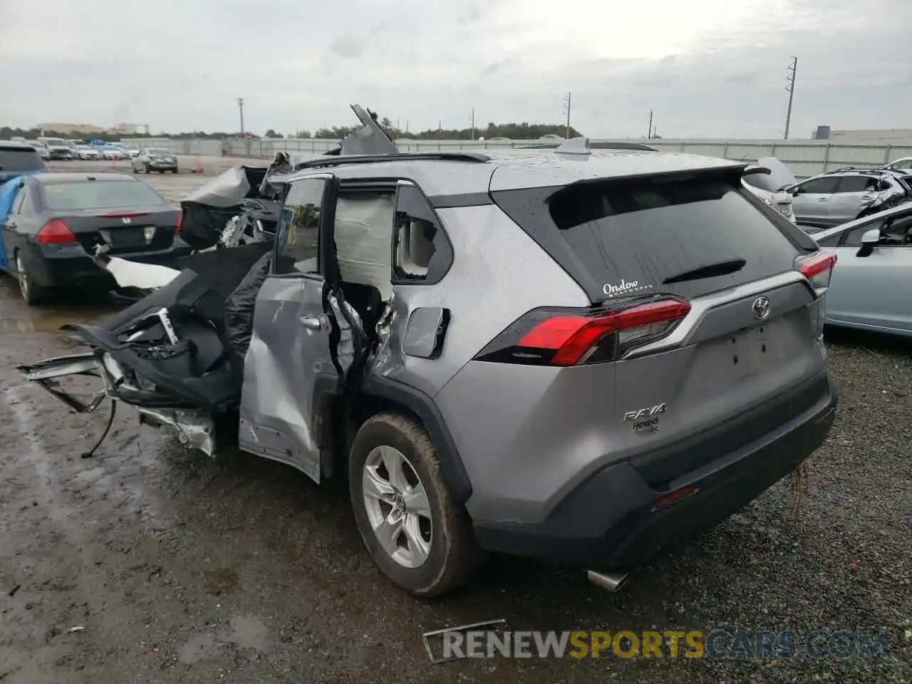 3 Photograph of a damaged car 2T3W1RFV4LC067247 TOYOTA RAV4 2020