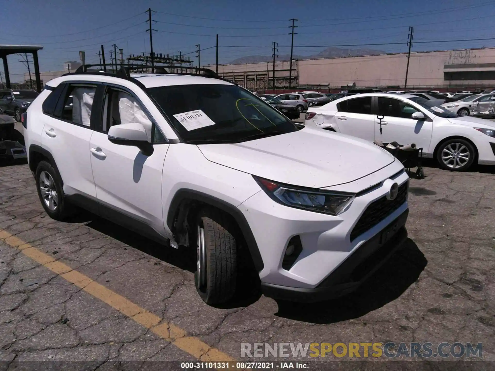 1 Photograph of a damaged car 2T3W1RFV4LC083111 TOYOTA RAV4 2020