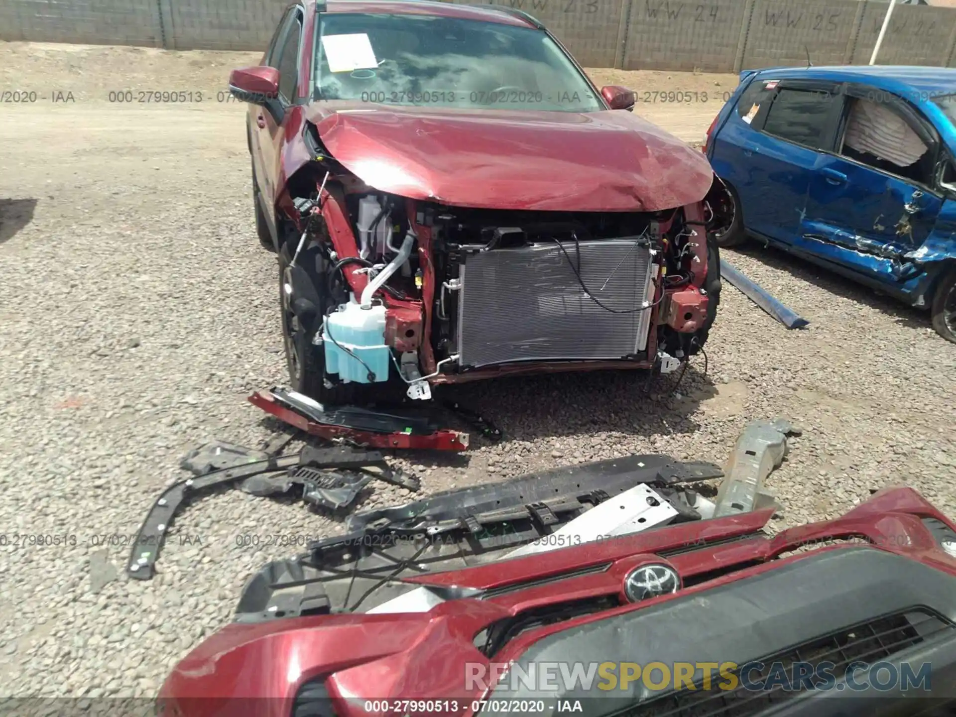 6 Photograph of a damaged car 2T3W1RFV4LW066694 TOYOTA RAV4 2020