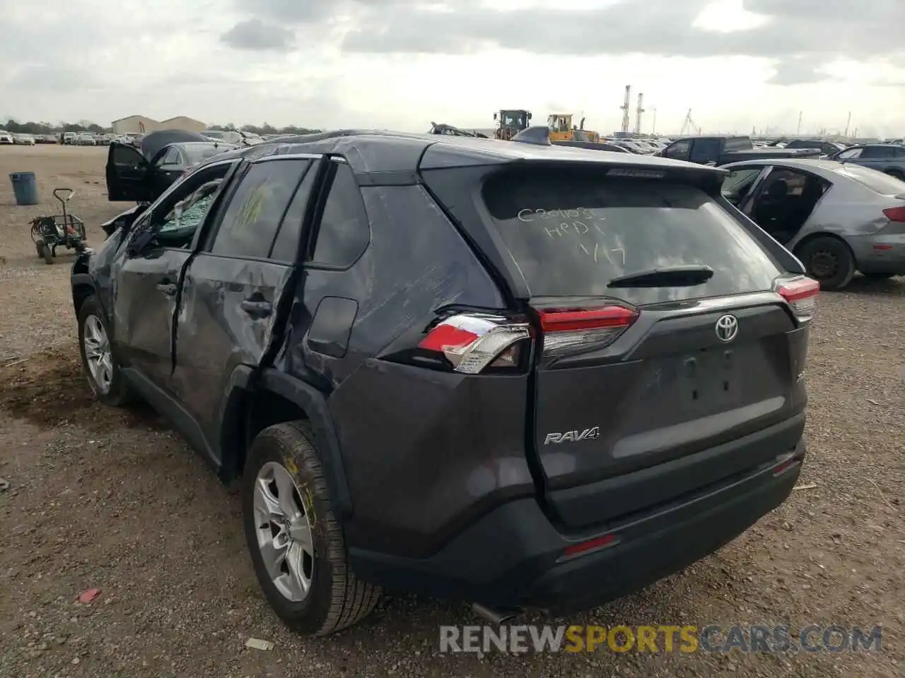 3 Photograph of a damaged car 2T3W1RFV4LW076237 TOYOTA RAV4 2020