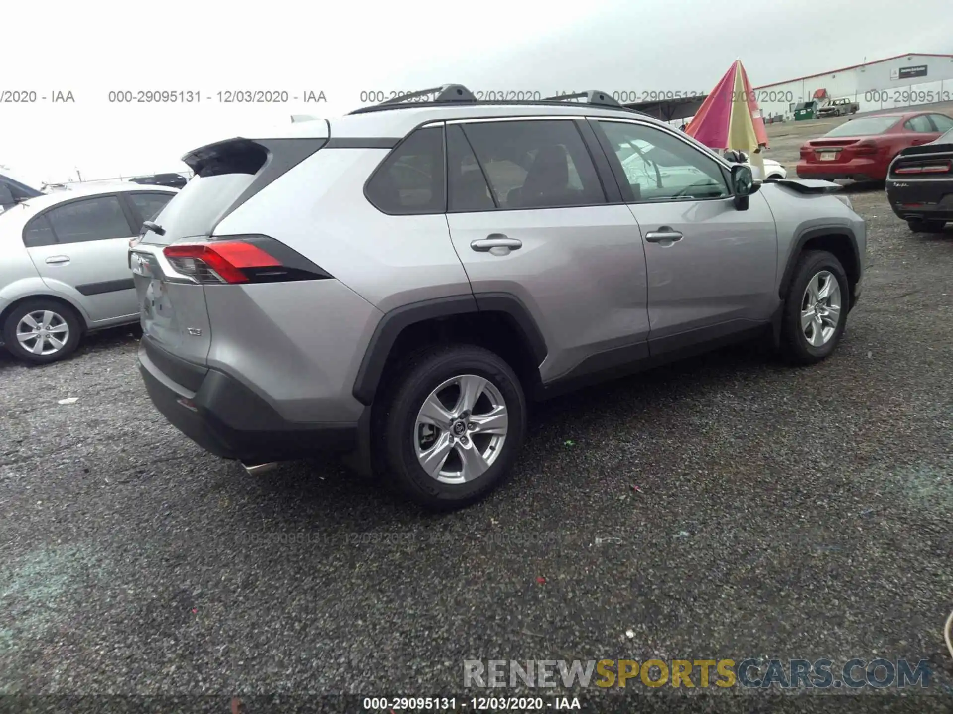 4 Photograph of a damaged car 2T3W1RFV4LW078974 TOYOTA RAV4 2020