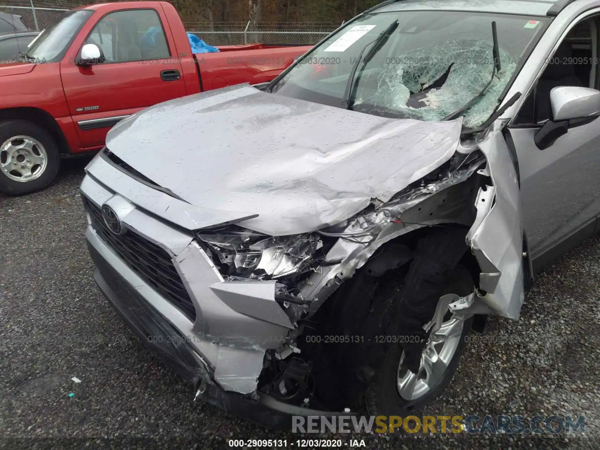 6 Photograph of a damaged car 2T3W1RFV4LW078974 TOYOTA RAV4 2020