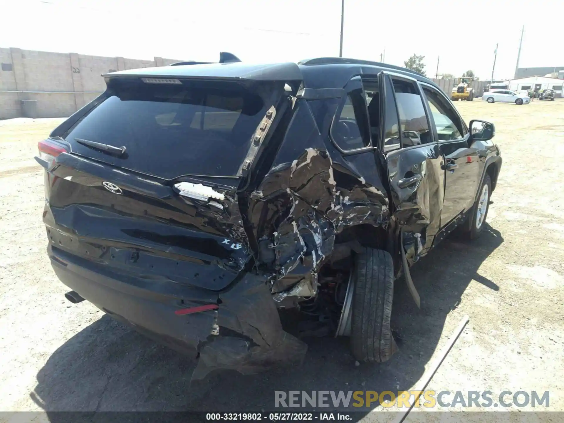 4 Photograph of a damaged car 2T3W1RFV4LW084371 TOYOTA RAV4 2020