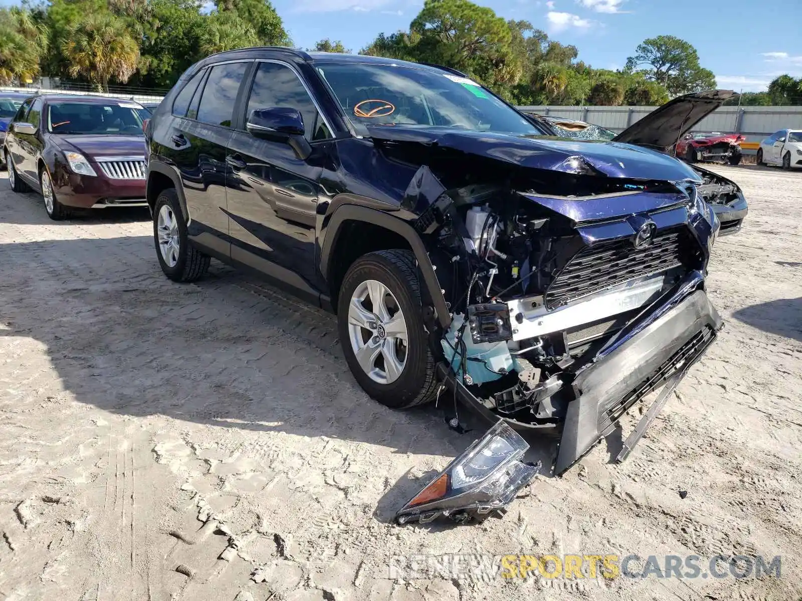 1 Photograph of a damaged car 2T3W1RFV4LW086055 TOYOTA RAV4 2020