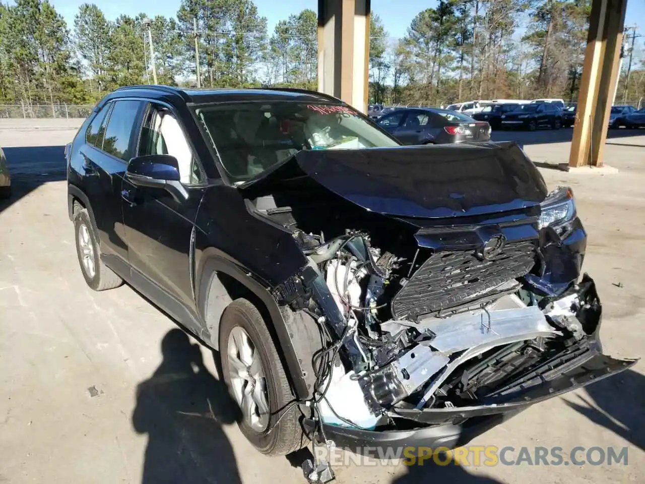 1 Photograph of a damaged car 2T3W1RFV4LW089232 TOYOTA RAV4 2020