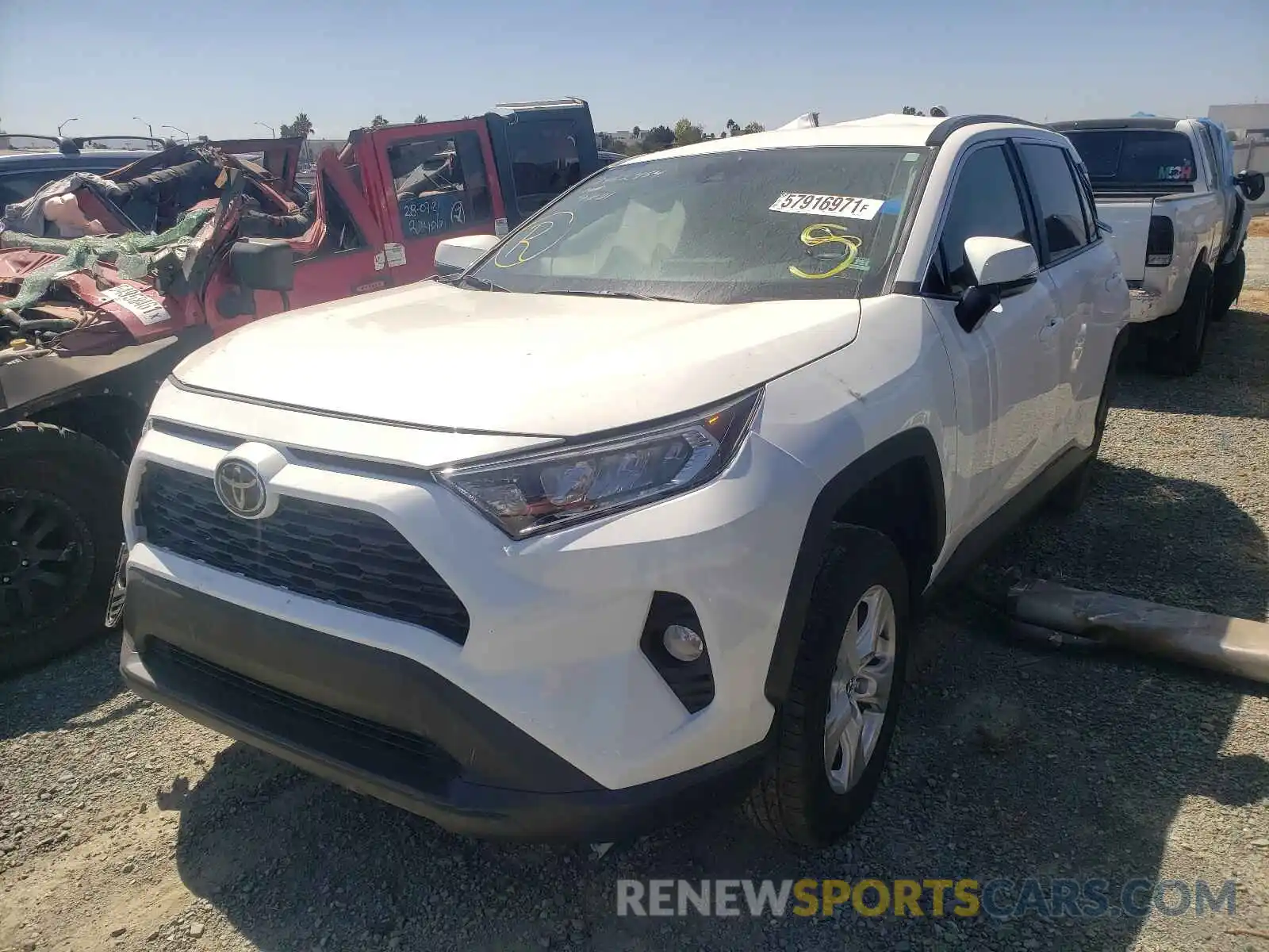 2 Photograph of a damaged car 2T3W1RFV4LW090378 TOYOTA RAV4 2020