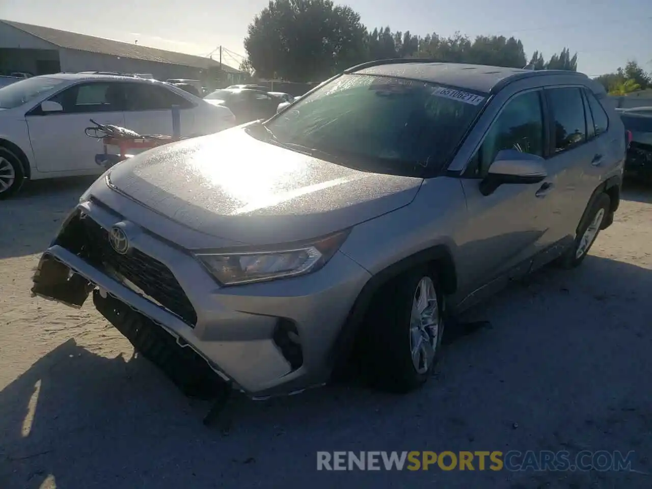 2 Photograph of a damaged car 2T3W1RFV4LW092941 TOYOTA RAV4 2020