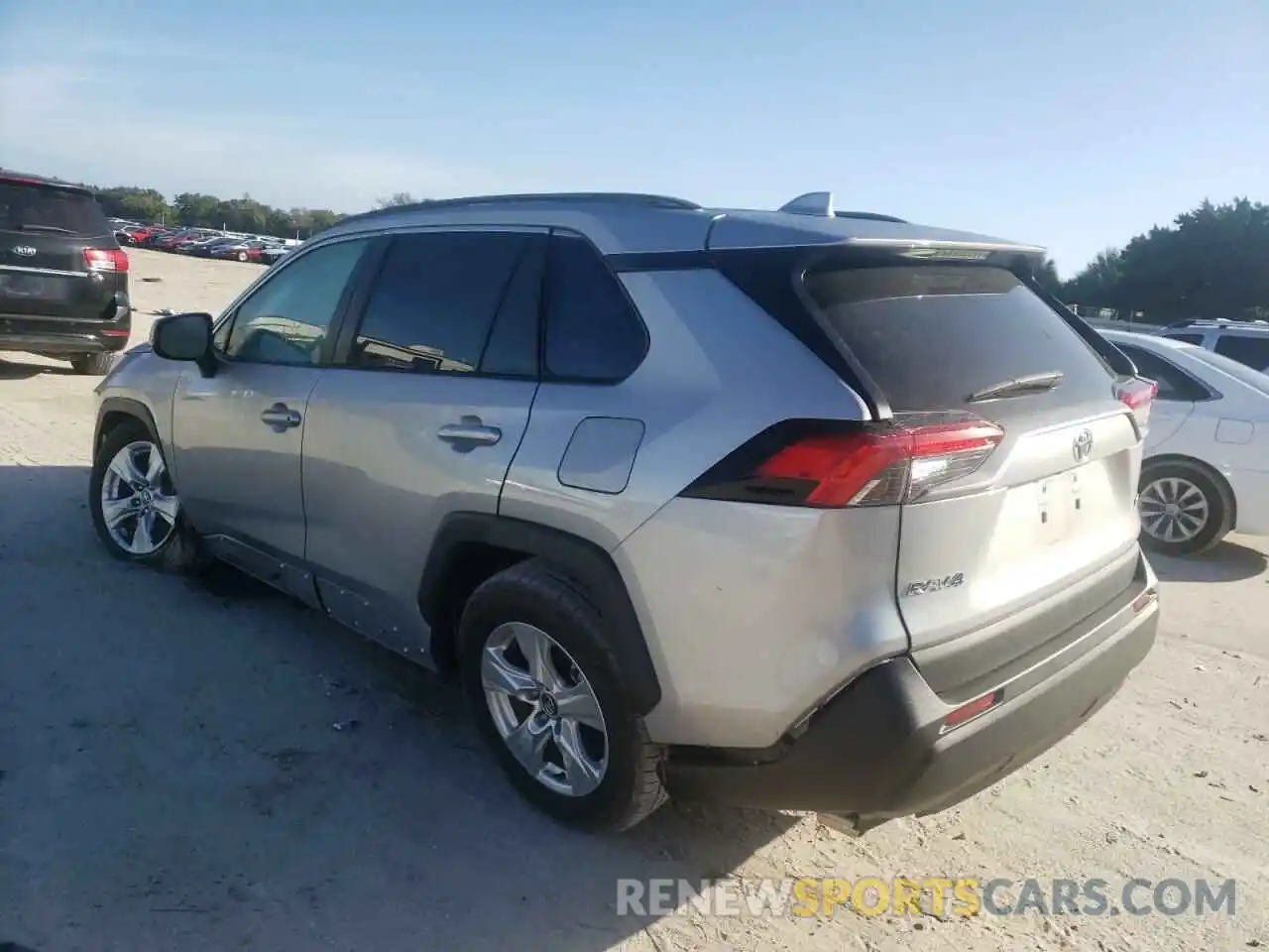 3 Photograph of a damaged car 2T3W1RFV4LW092941 TOYOTA RAV4 2020