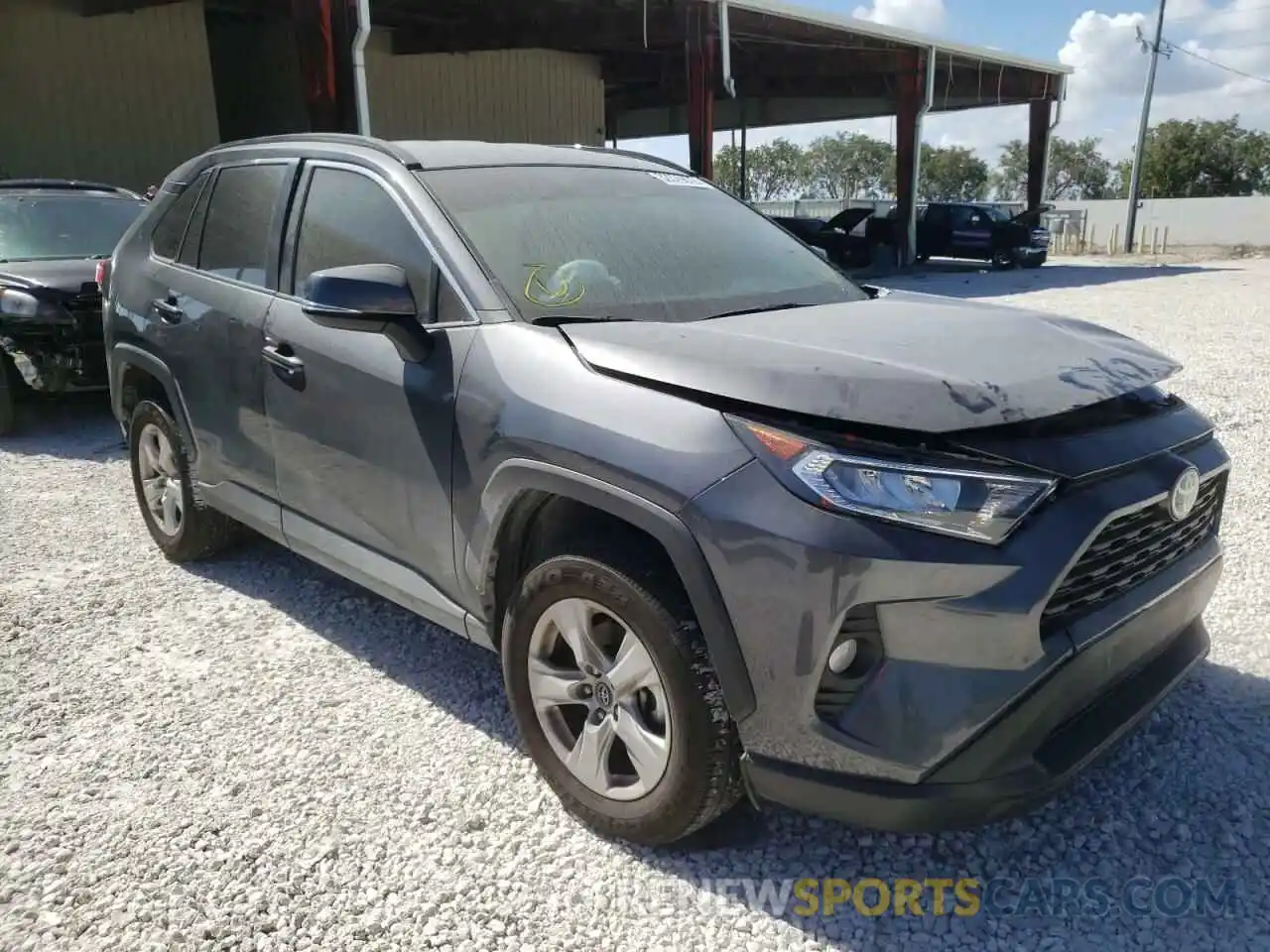 1 Photograph of a damaged car 2T3W1RFV5LC033978 TOYOTA RAV4 2020