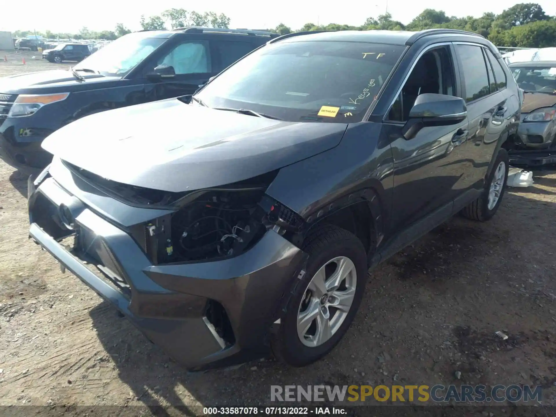 2 Photograph of a damaged car 2T3W1RFV5LC042132 TOYOTA RAV4 2020