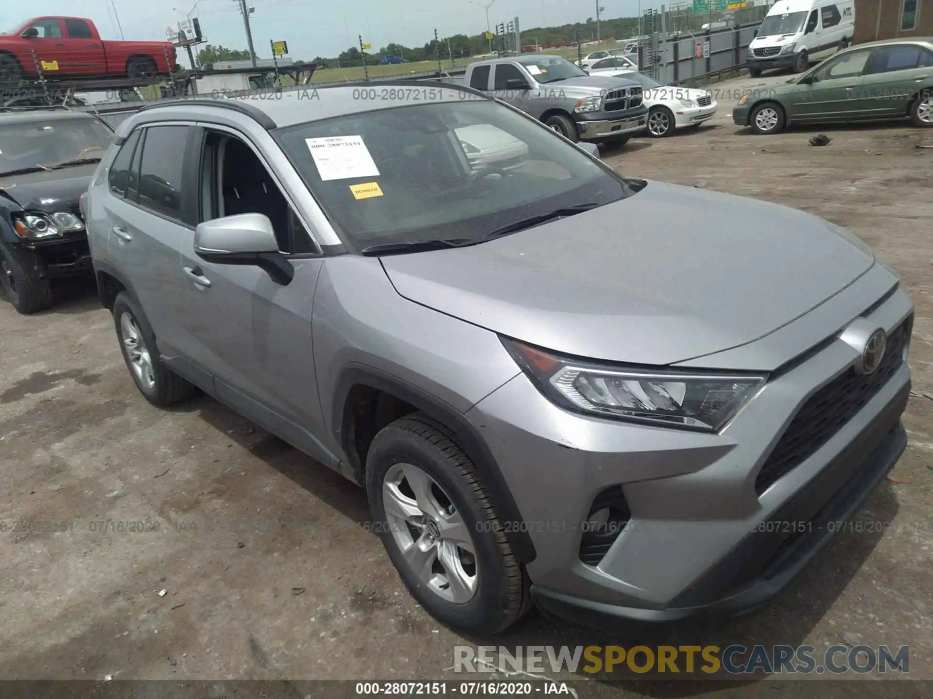 1 Фотография поврежденного автомобиля 2T3W1RFV5LC045466 TOYOTA RAV4 2020