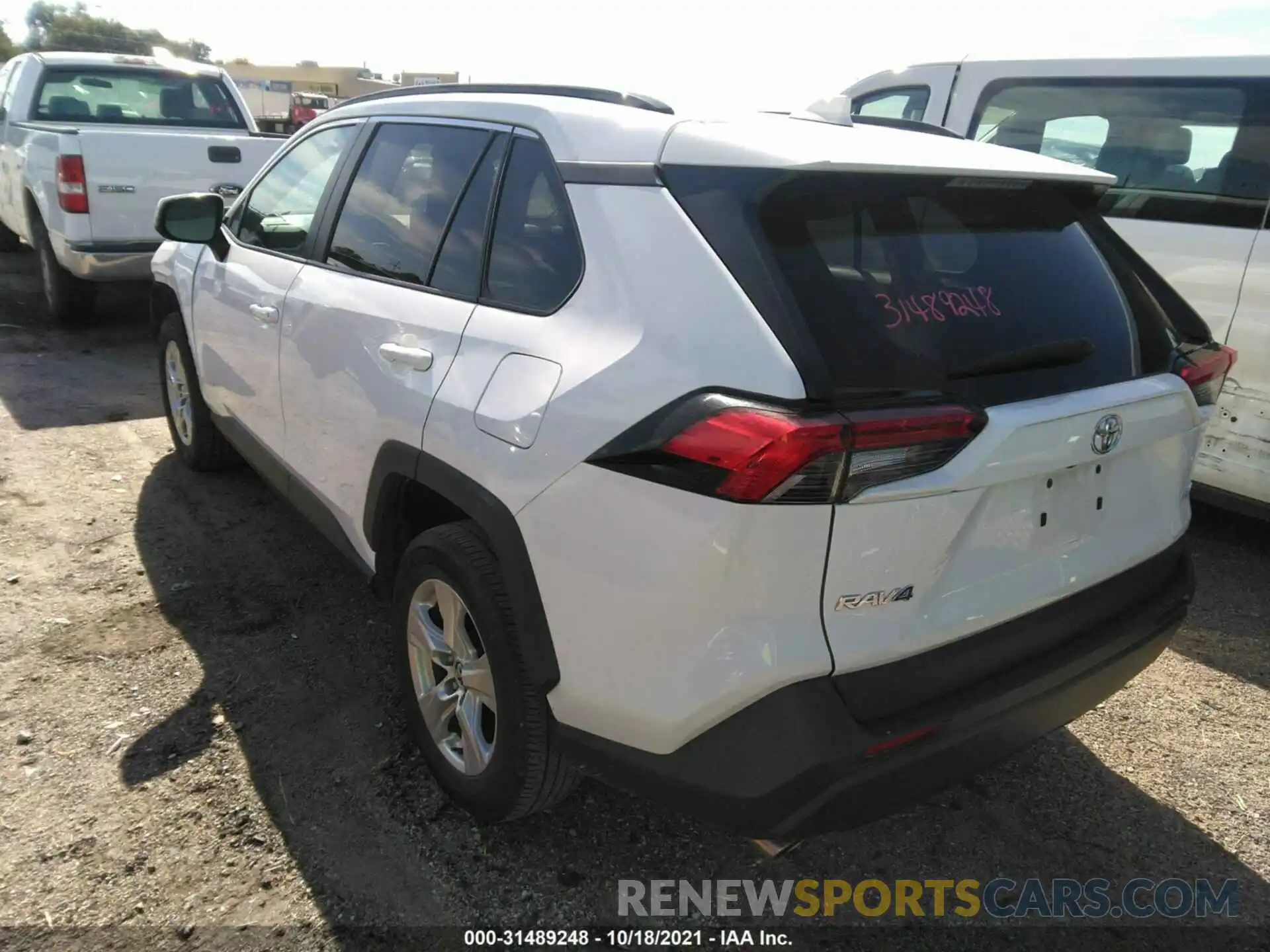 3 Photograph of a damaged car 2T3W1RFV5LC046505 TOYOTA RAV4 2020