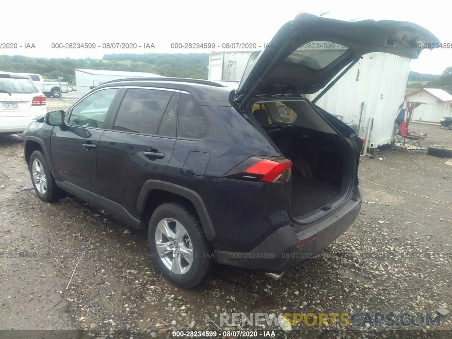 3 Фотография поврежденного автомобиля 2T3W1RFV5LC047380 TOYOTA RAV4 2020