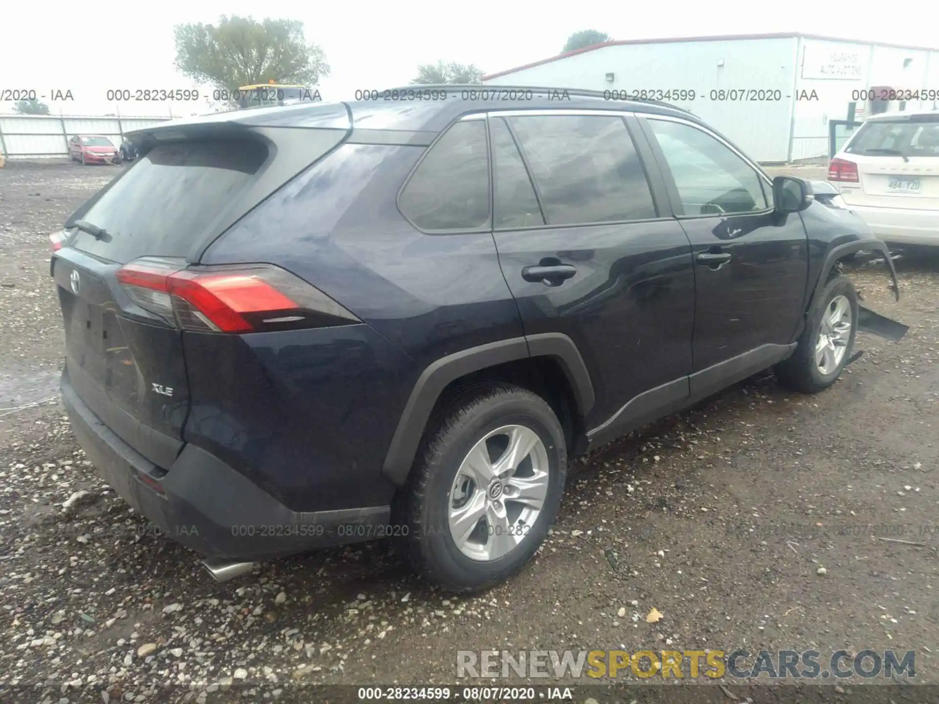 4 Photograph of a damaged car 2T3W1RFV5LC047380 TOYOTA RAV4 2020