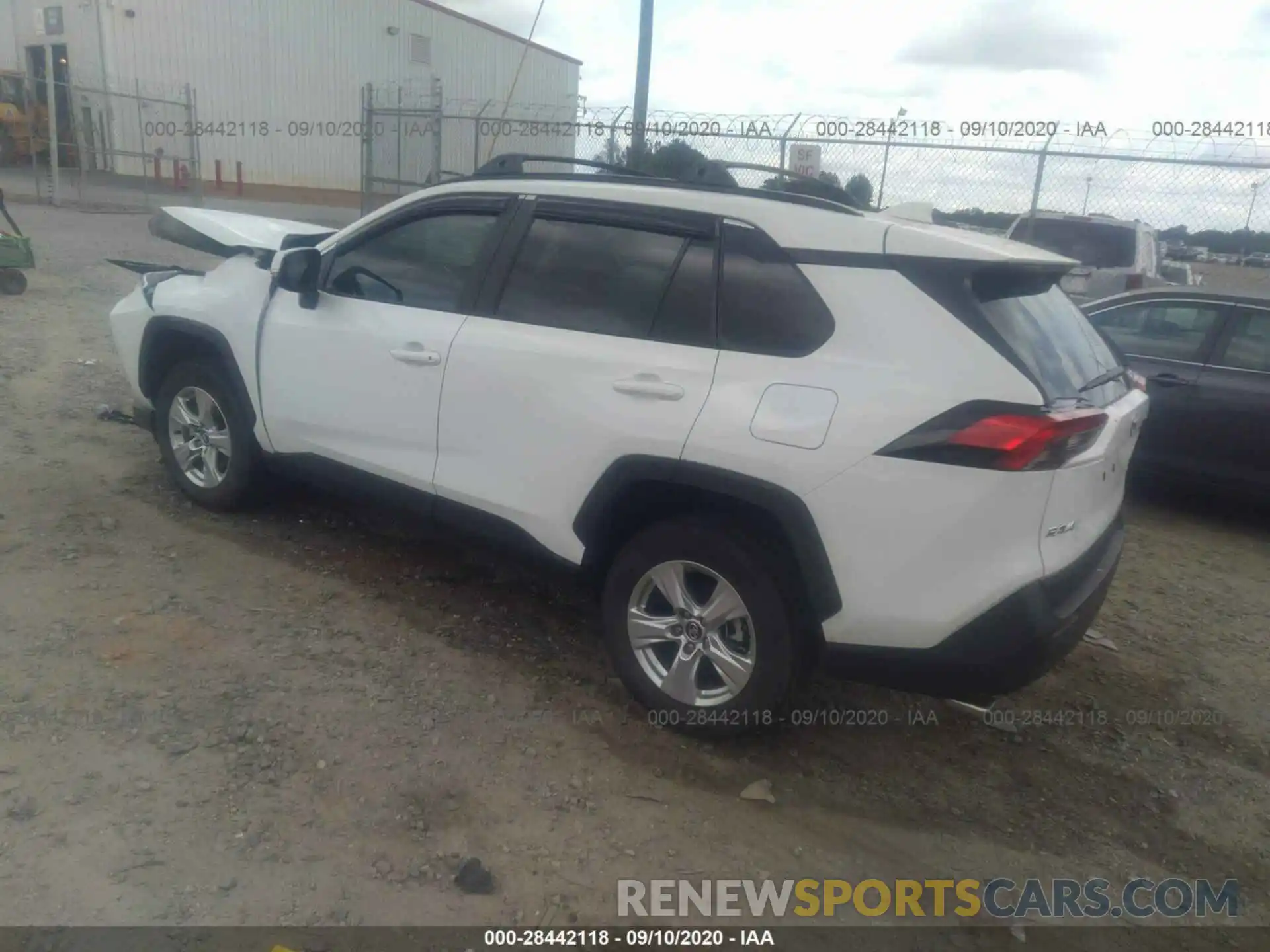 3 Photograph of a damaged car 2T3W1RFV5LC058265 TOYOTA RAV4 2020