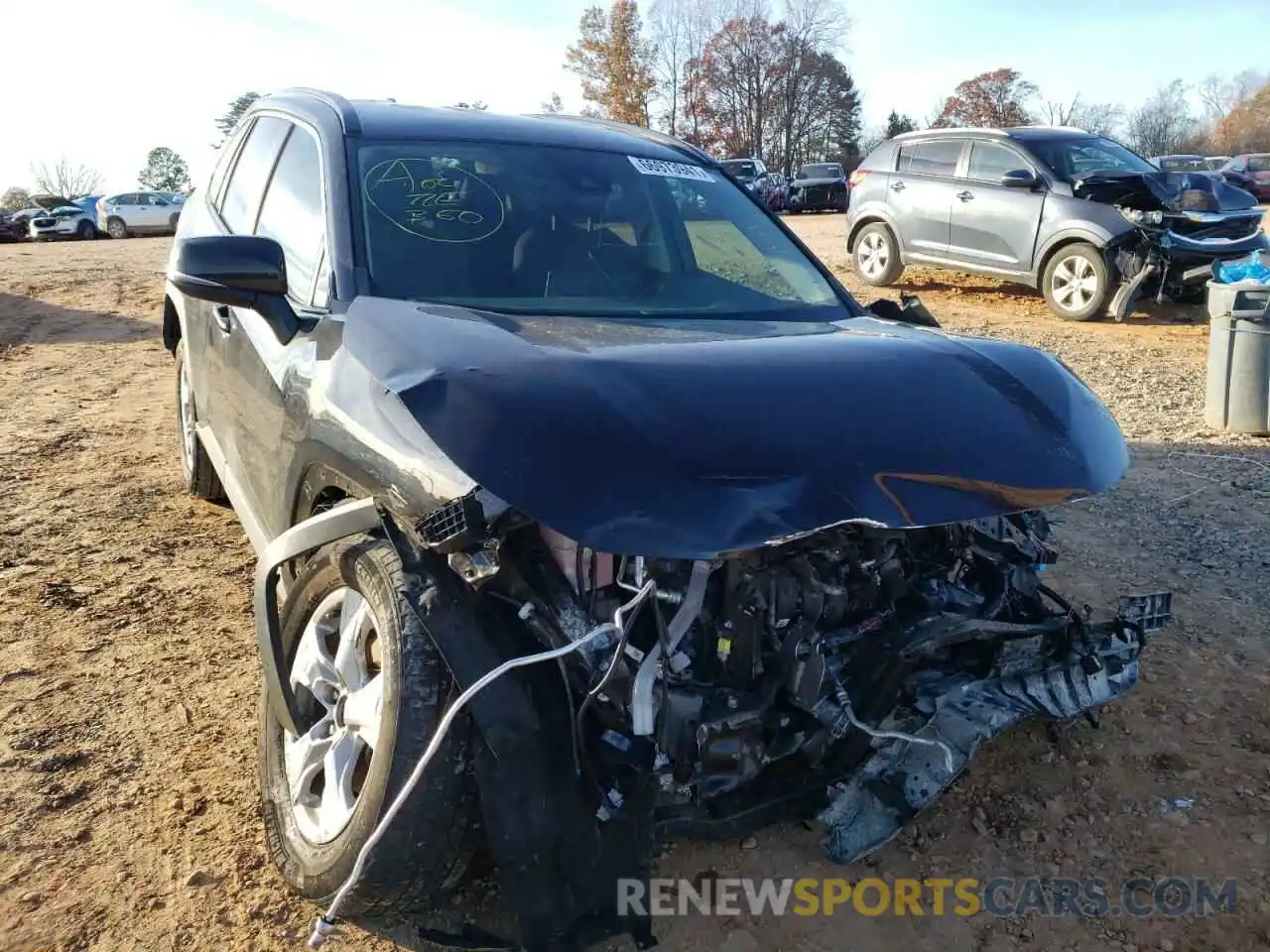 9 Photograph of a damaged car 2T3W1RFV5LC059755 TOYOTA RAV4 2020