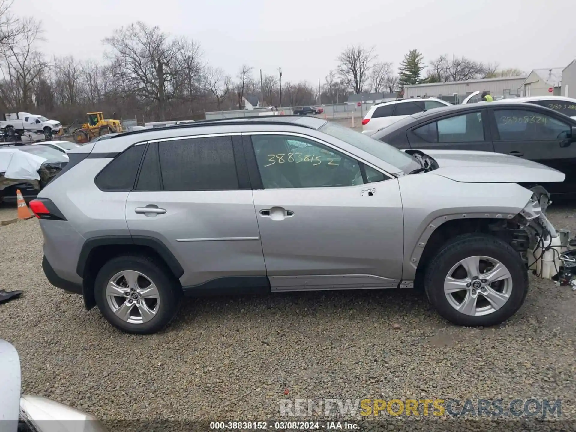 14 Photograph of a damaged car 2T3W1RFV5LC073199 TOYOTA RAV4 2020