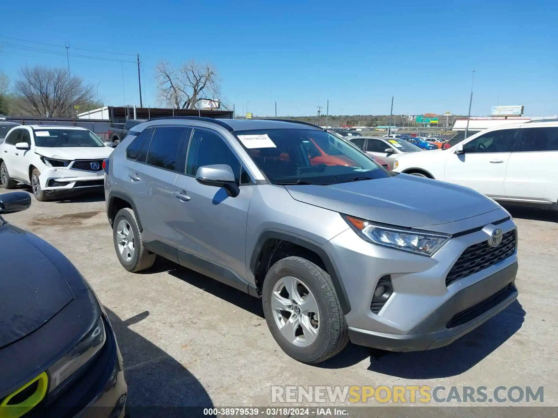 1 Photograph of a damaged car 2T3W1RFV5LC079035 TOYOTA RAV4 2020