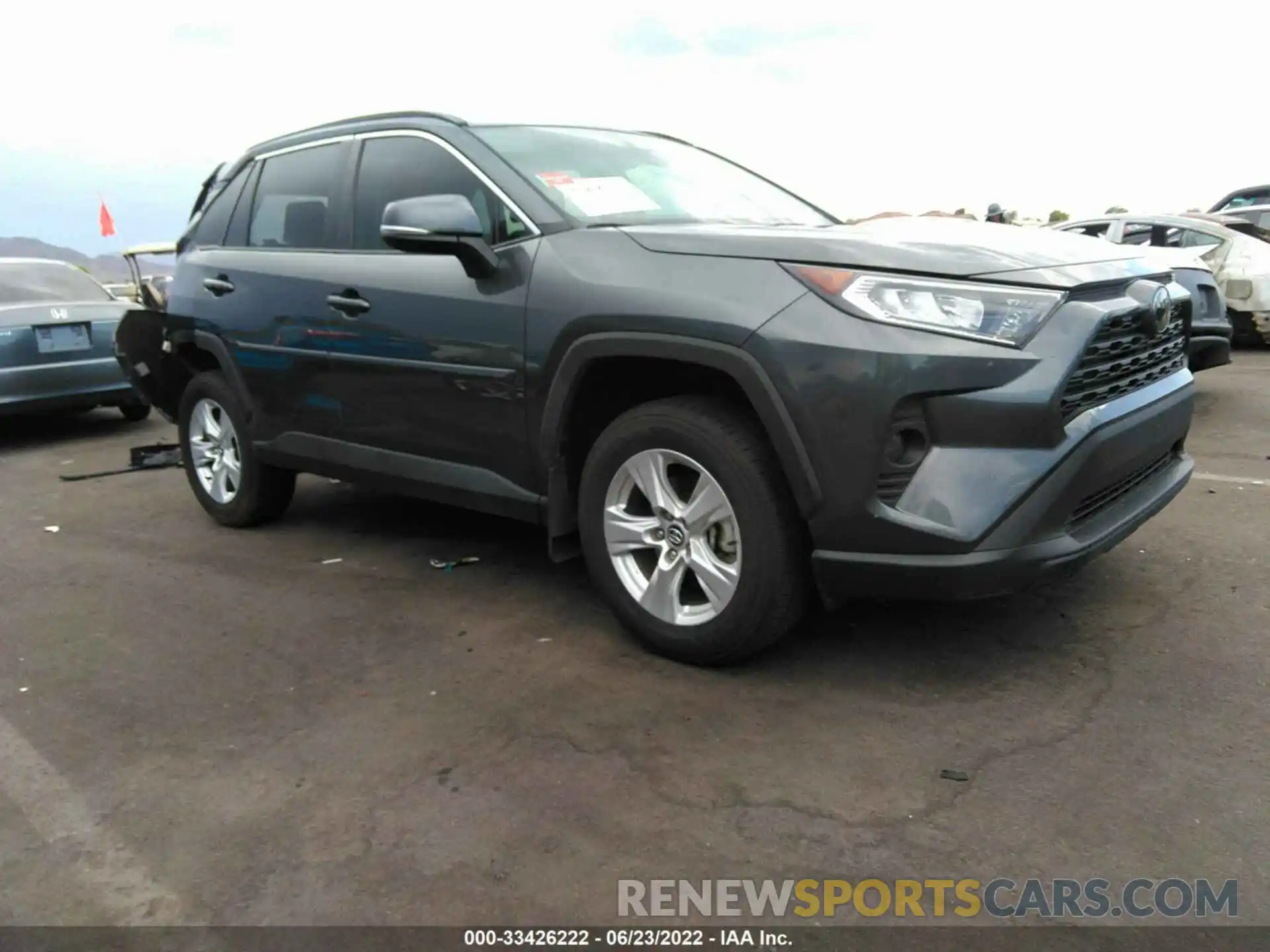 1 Photograph of a damaged car 2T3W1RFV5LC081867 TOYOTA RAV4 2020