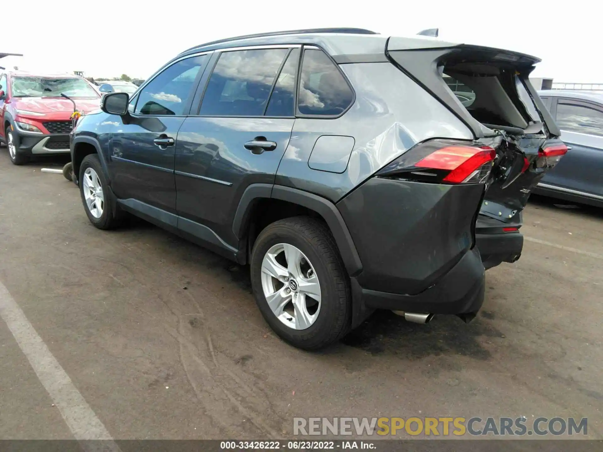 3 Photograph of a damaged car 2T3W1RFV5LC081867 TOYOTA RAV4 2020