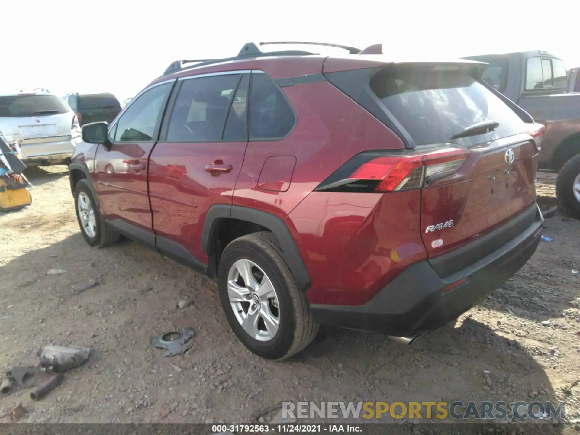 3 Photograph of a damaged car 2T3W1RFV5LC082260 TOYOTA RAV4 2020