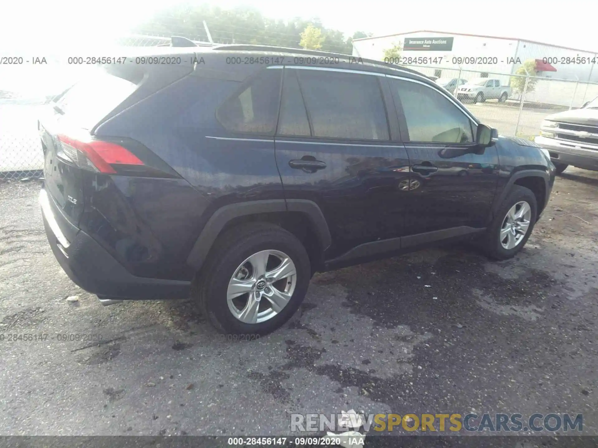 4 Photograph of a damaged car 2T3W1RFV5LW059558 TOYOTA RAV4 2020