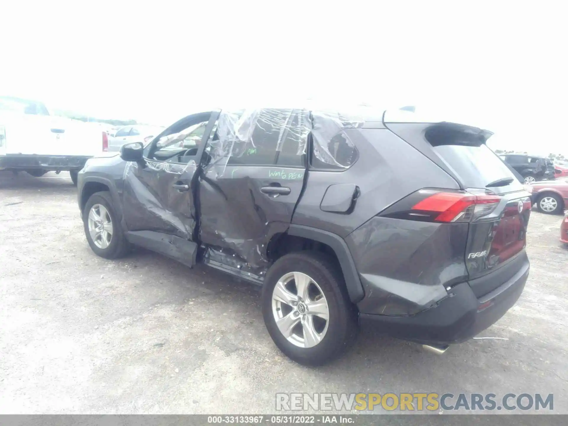 3 Photograph of a damaged car 2T3W1RFV5LW066428 TOYOTA RAV4 2020