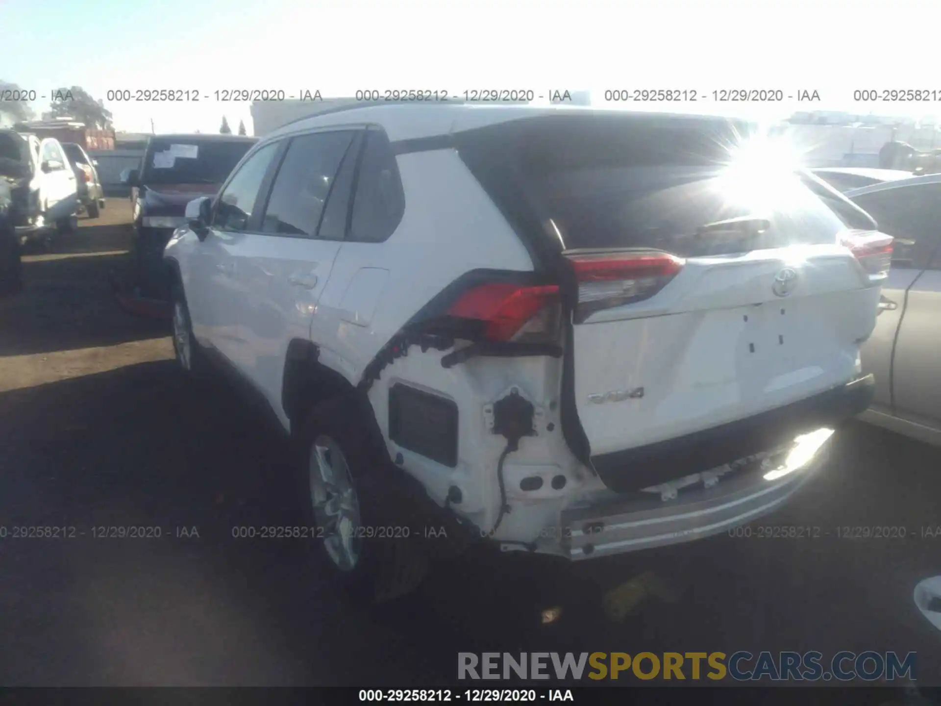 3 Photograph of a damaged car 2T3W1RFV5LW070849 TOYOTA RAV4 2020