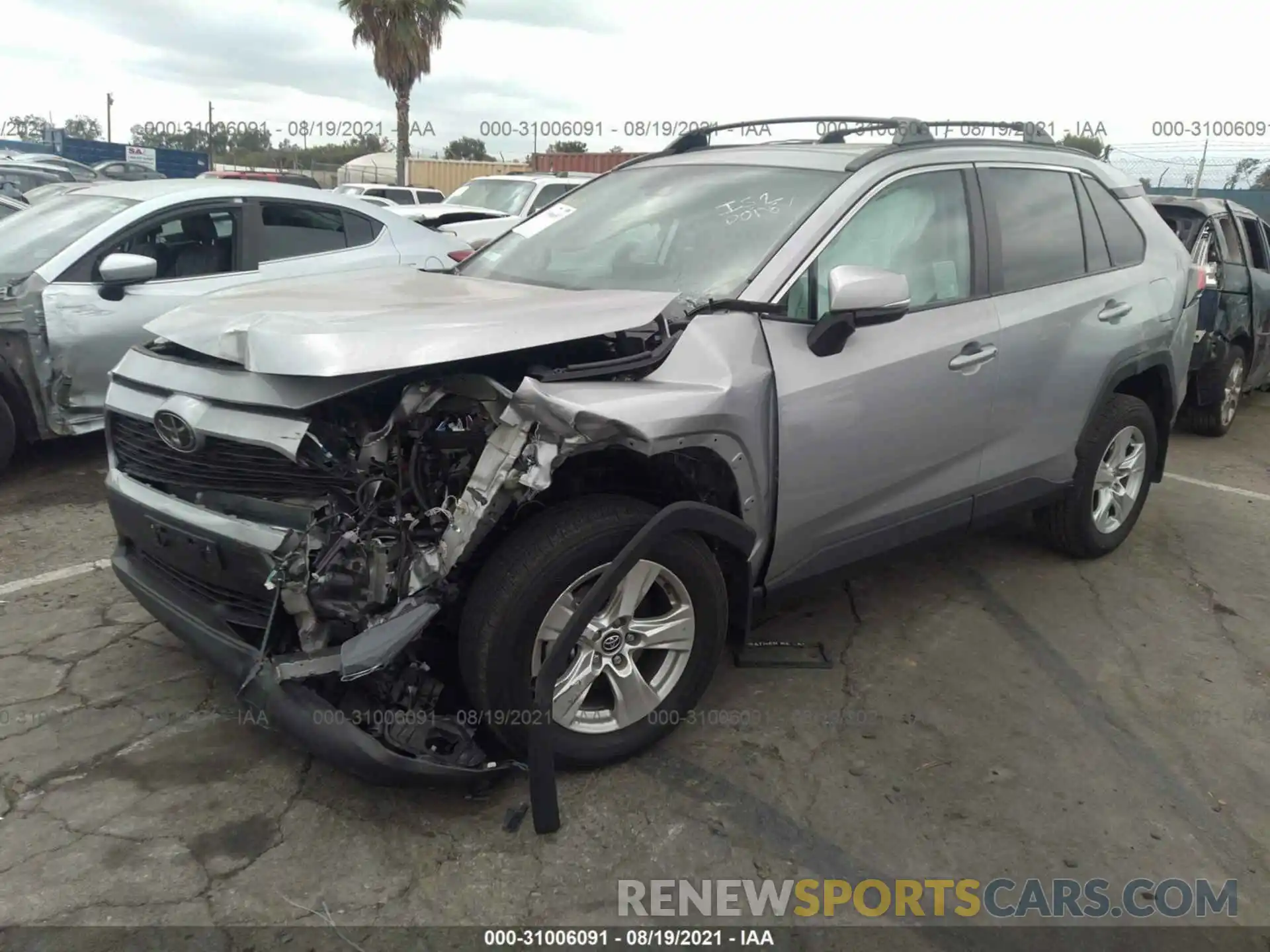 2 Photograph of a damaged car 2T3W1RFV5LW070995 TOYOTA RAV4 2020