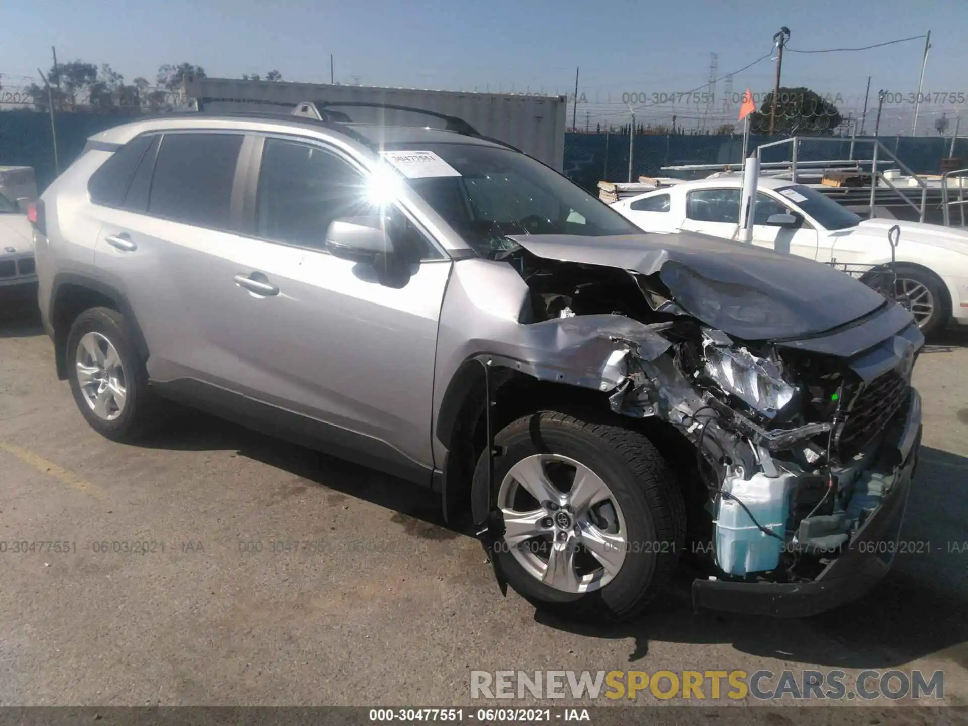 1 Photograph of a damaged car 2T3W1RFV5LW075744 TOYOTA RAV4 2020