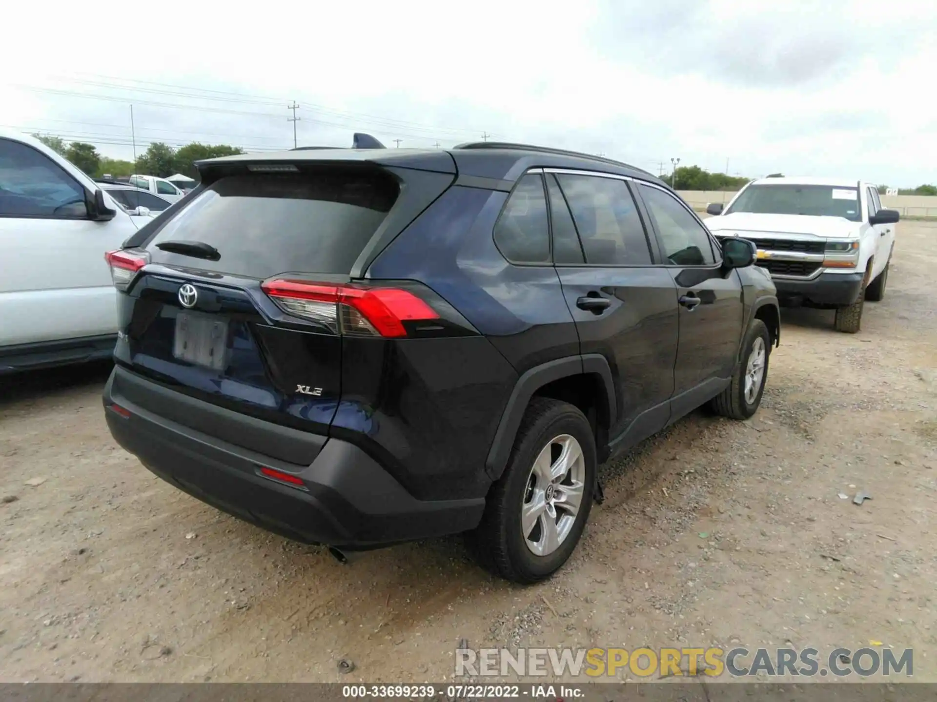 4 Photograph of a damaged car 2T3W1RFV5LW080524 TOYOTA RAV4 2020