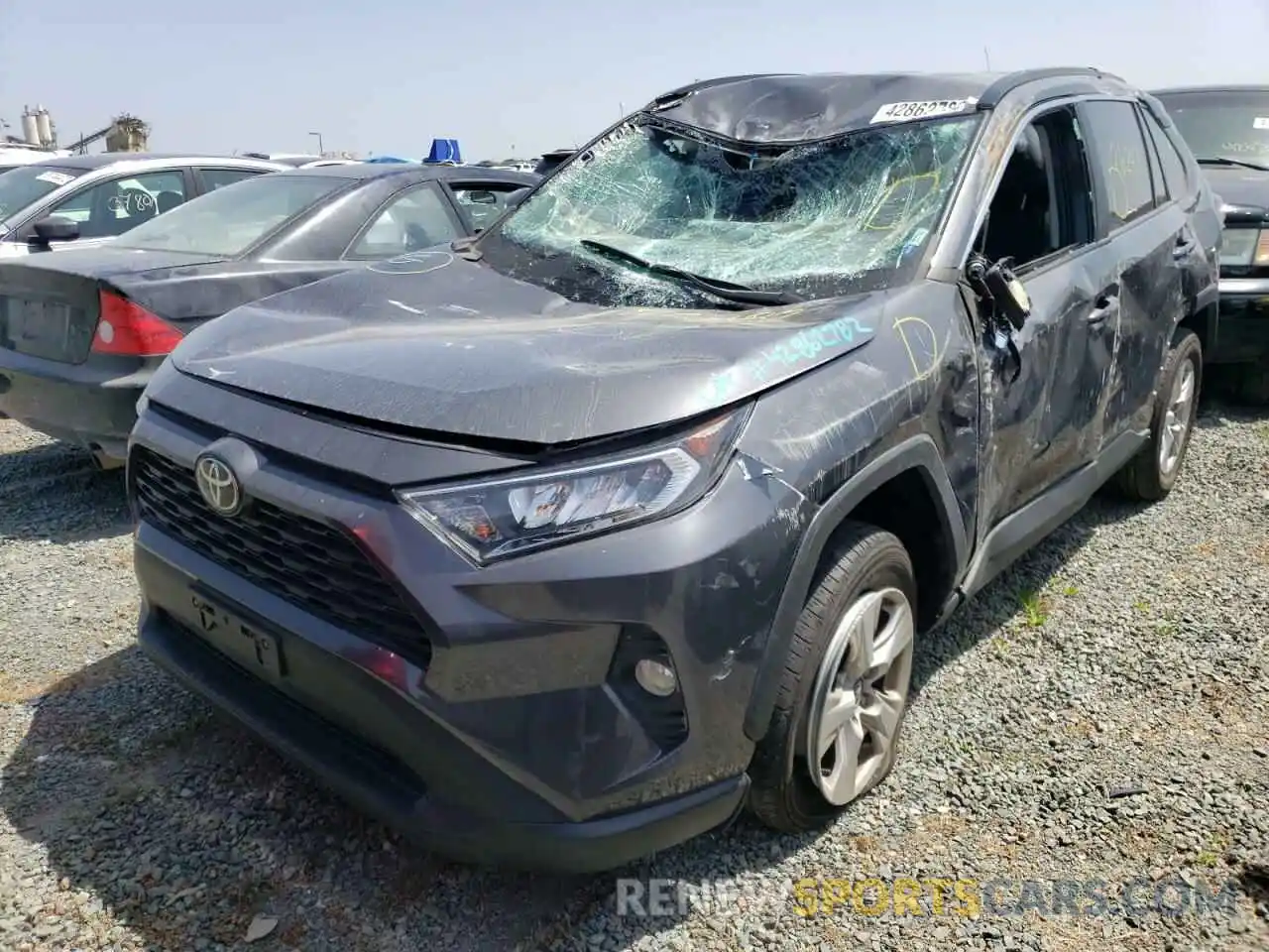 2 Photograph of a damaged car 2T3W1RFV5LW085898 TOYOTA RAV4 2020