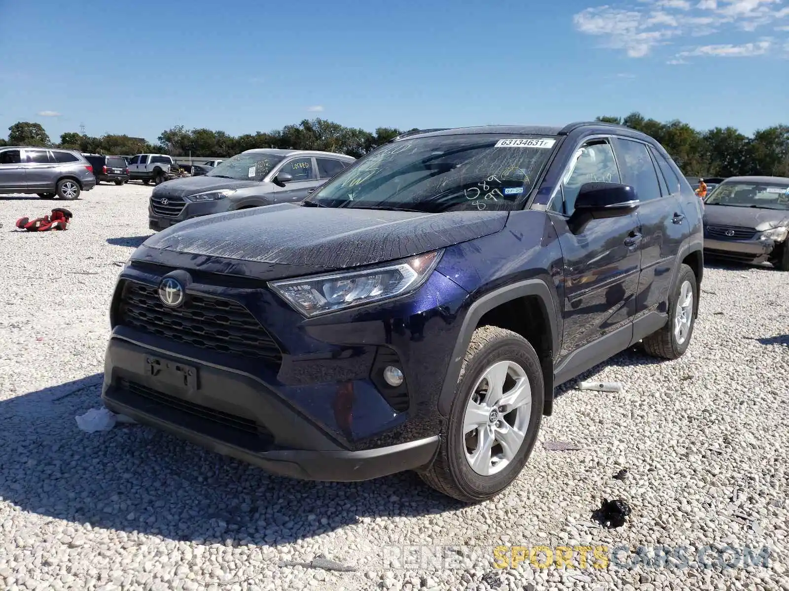 2 Photograph of a damaged car 2T3W1RFV5LW089899 TOYOTA RAV4 2020