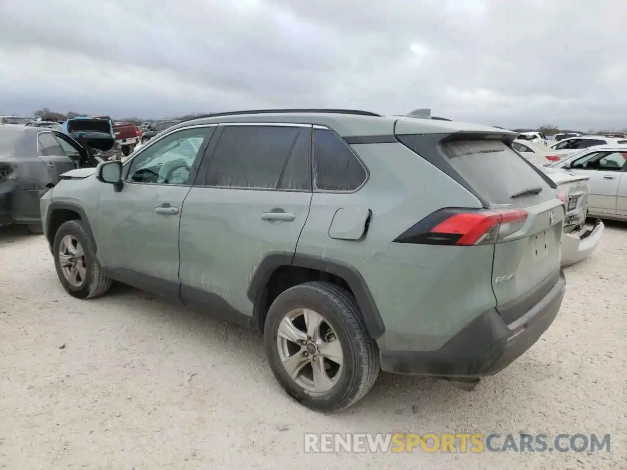 3 Photograph of a damaged car 2T3W1RFV5LW095010 TOYOTA RAV4 2020