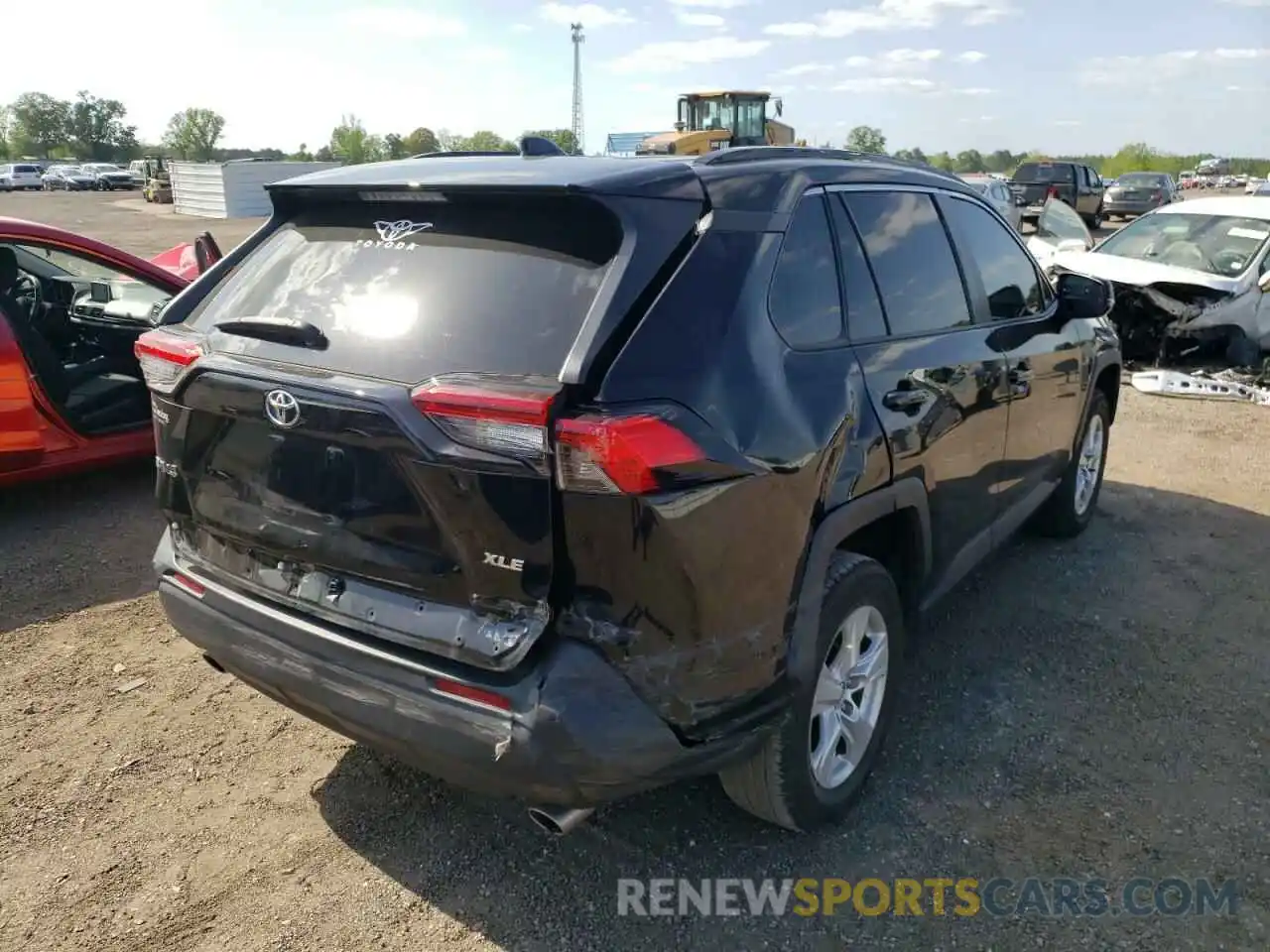 4 Photograph of a damaged car 2T3W1RFV6LC033472 TOYOTA RAV4 2020