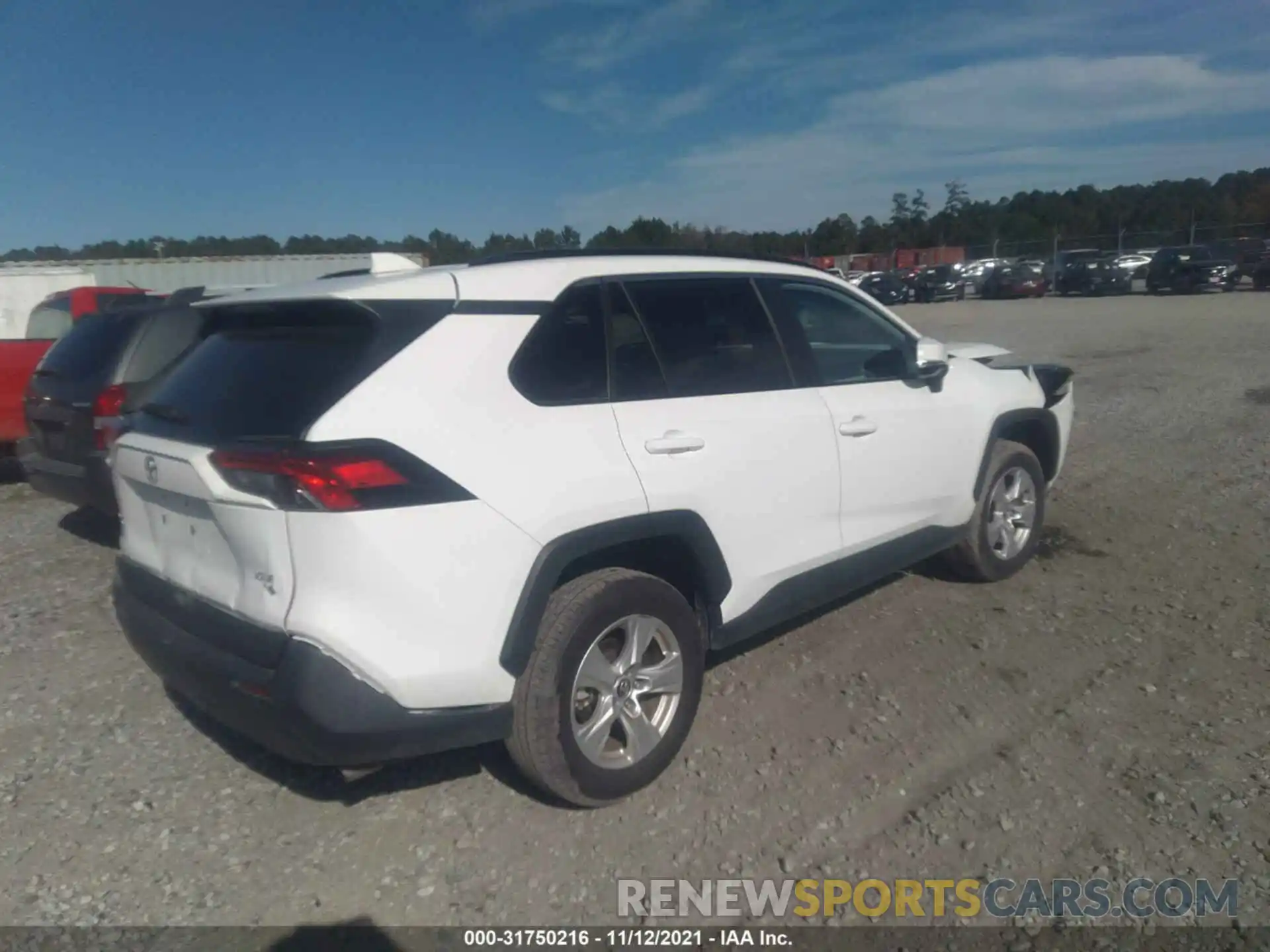 4 Photograph of a damaged car 2T3W1RFV6LC034587 TOYOTA RAV4 2020