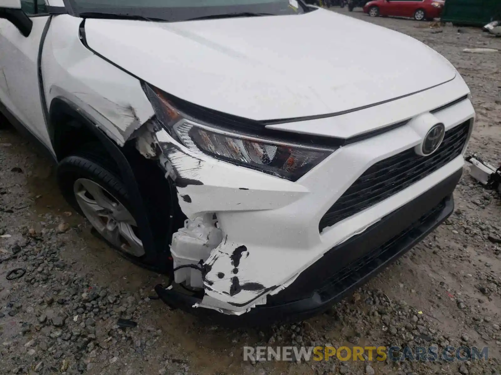 9 Photograph of a damaged car 2T3W1RFV6LC036243 TOYOTA RAV4 2020